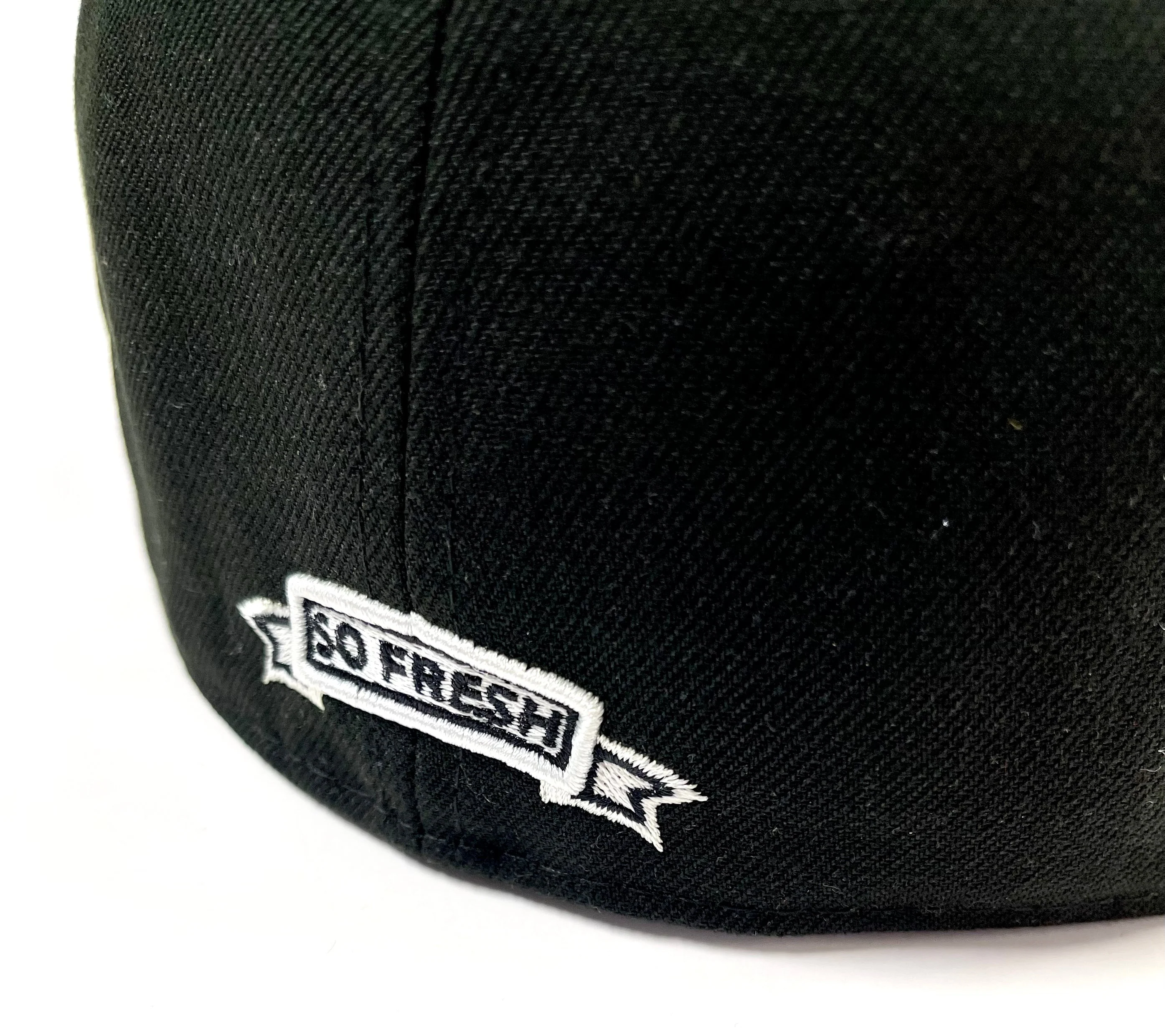 SFC X NEW ERA "OLD E" FITTED HAT (BLACK/WHITE/GREEN UV) - Image 4