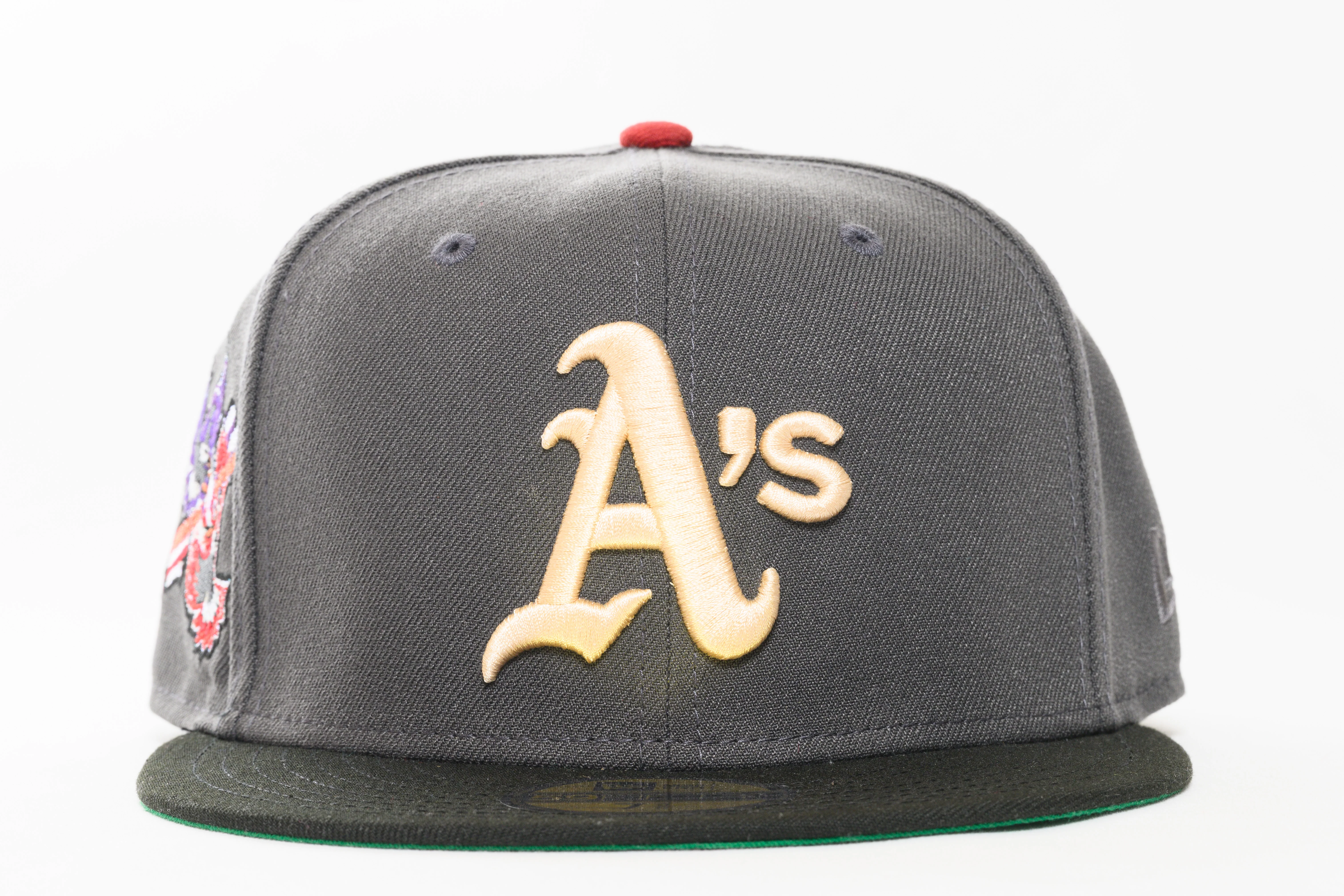 NEW ERA "3RD STRIKE AKUMA" OAKLAND ATHLETICS FITTED HAT (DARK GRAPHITE/BLACK) - Image 7