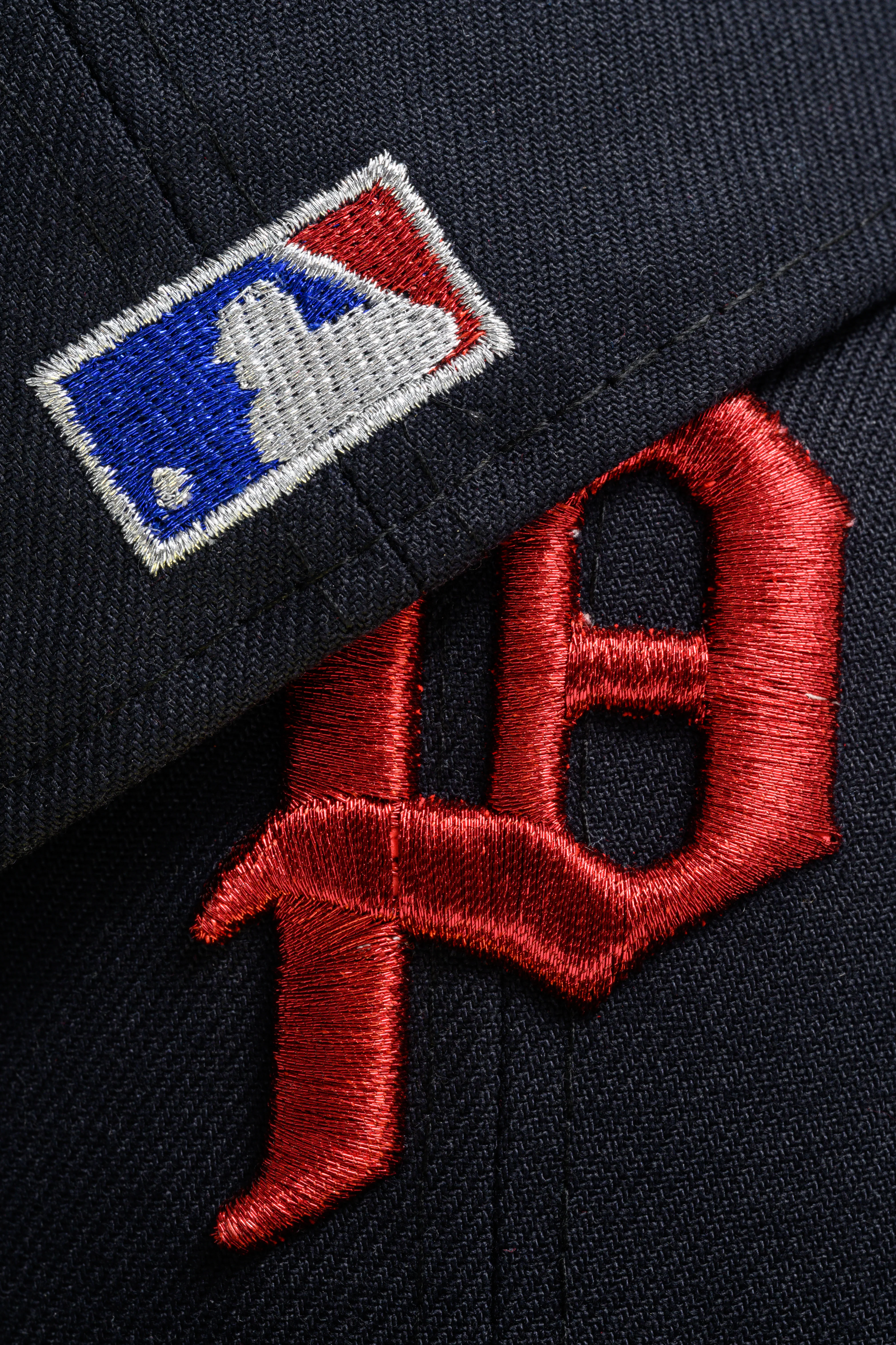 NEW ERA "48 LAWS” PHILADELPHIA PHILLIES FITTED HAT (NAVY/SONGBIRD BLUE) - Image 7
