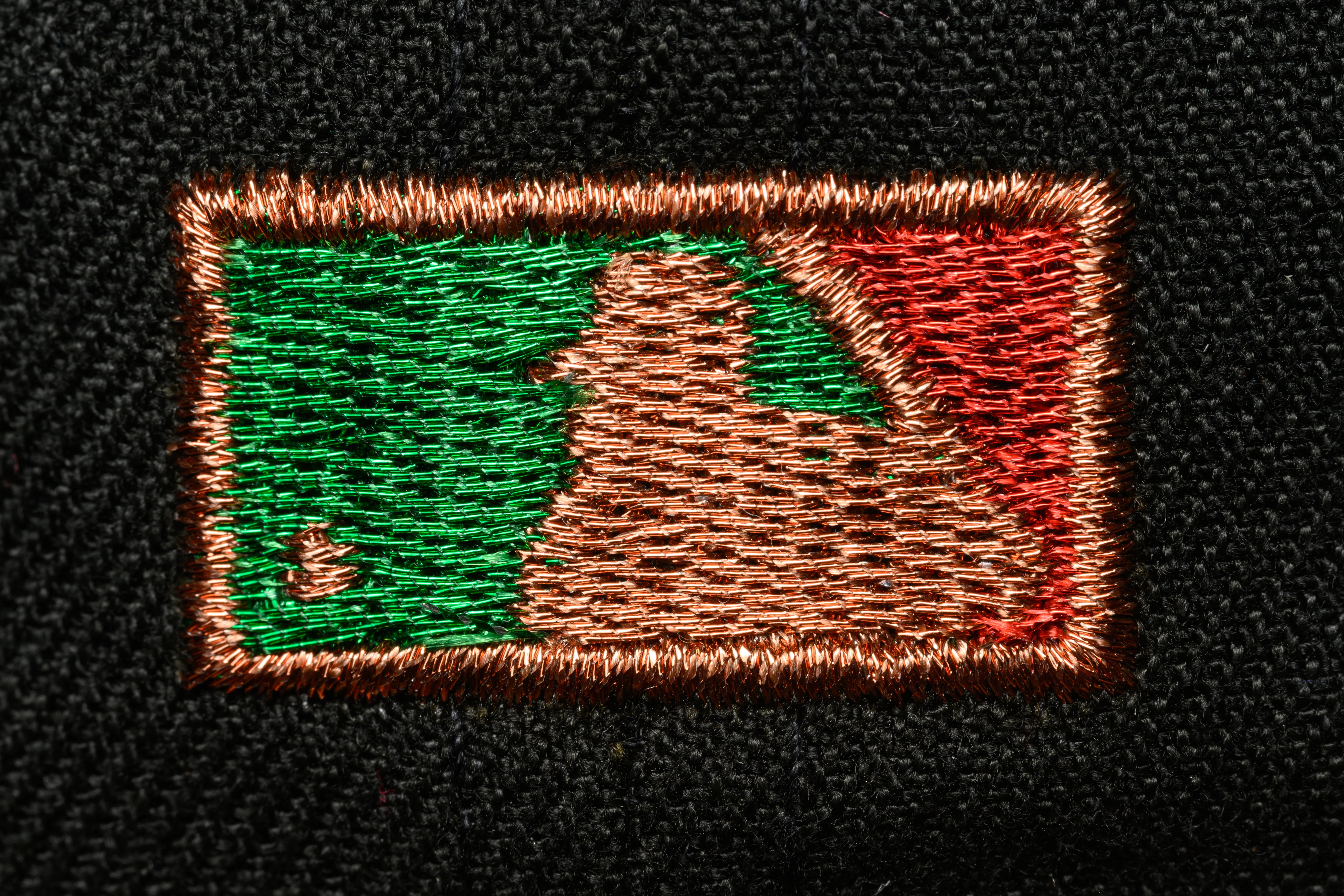 NEW ERA “SLEEPLESS IN SF" SF GIANTS FITTED HAT (BLACK/PINE GREEN) - Image 3