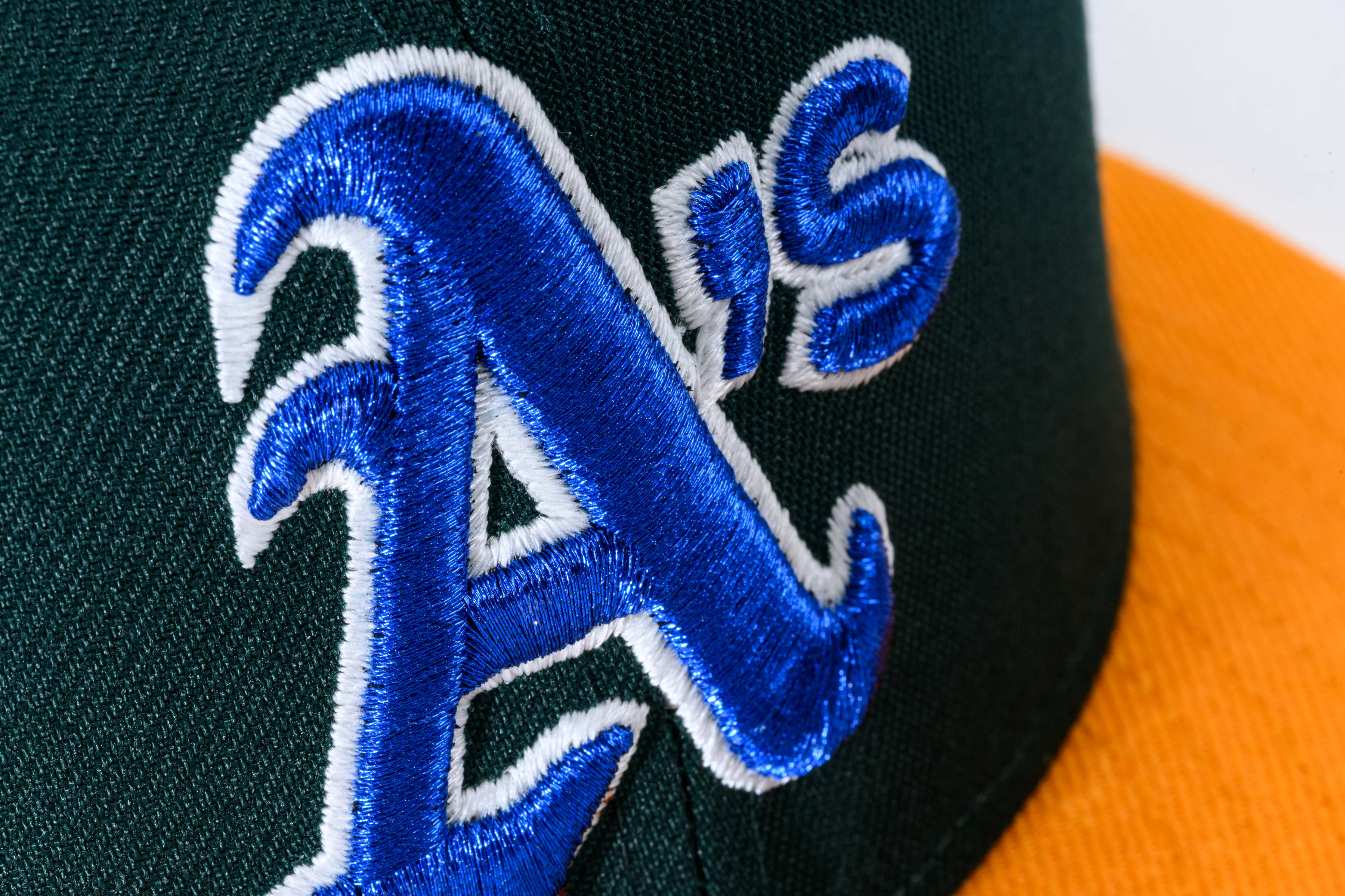 NEW ERA "ALMIGHTY" OAKLAND ATHLETICS FITTED HAT (DARK GREEN/A GOLD) - Image 7