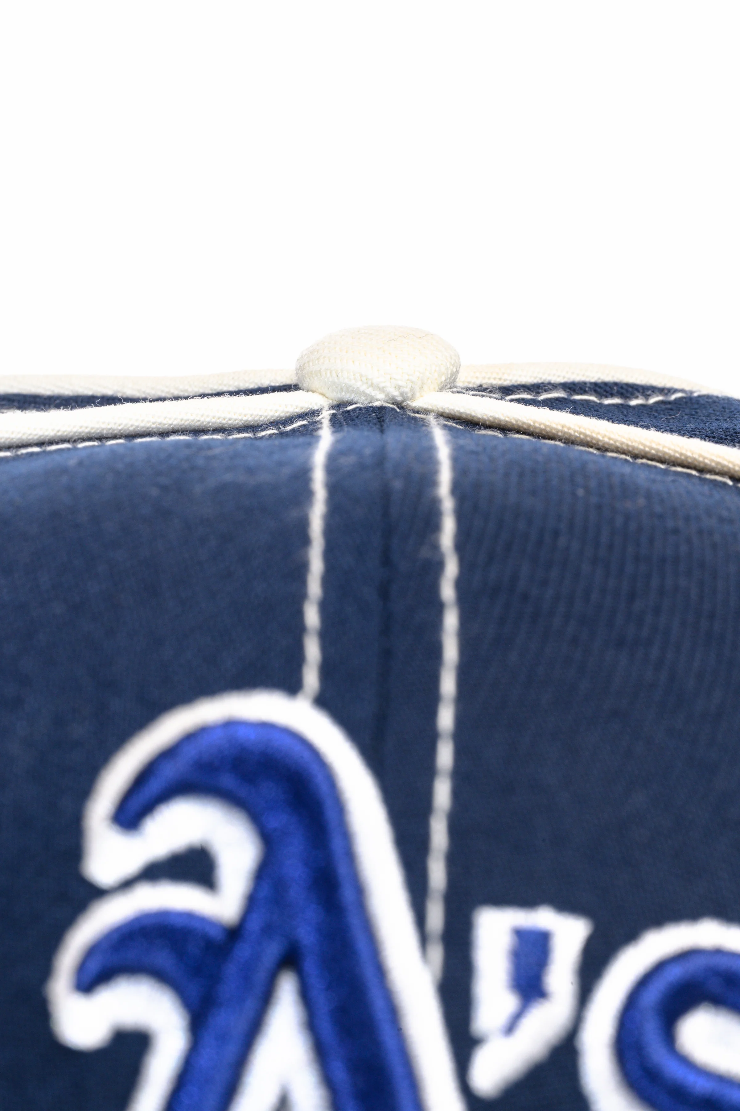 NEW ERA "ARCHITECT" OAKLAND A'S FITTED HAT (OCEANSIDE BLUE/CHROME) - Image 4
