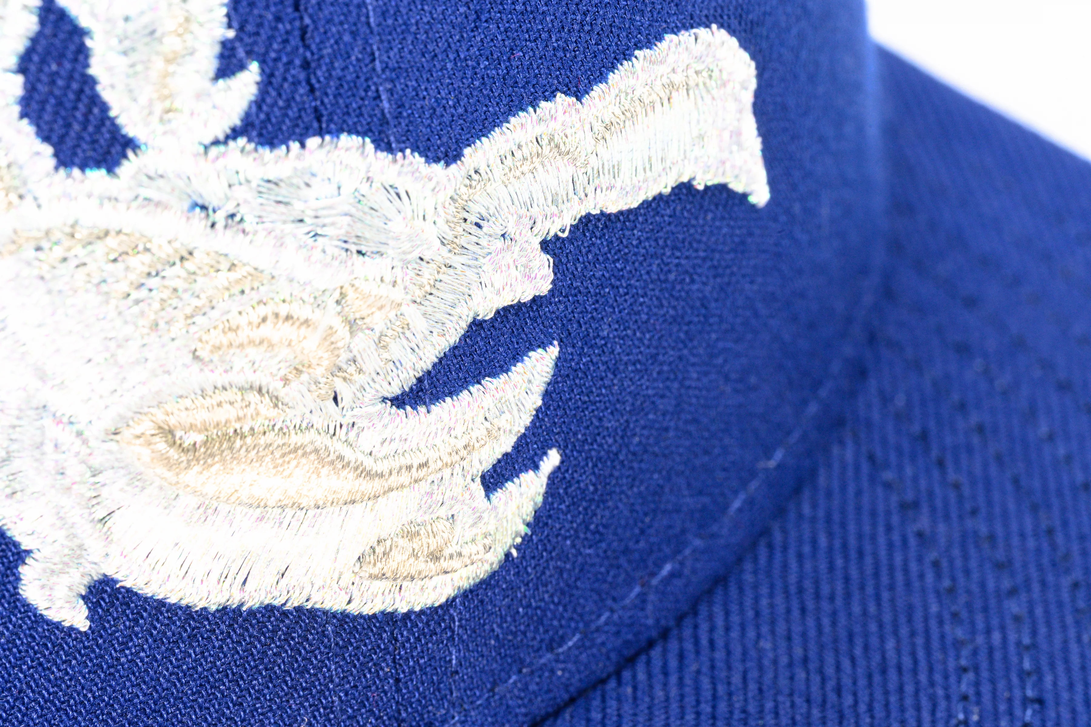 NEW ERA "BUFFALO KIDS" SCOTTSDALE SCORPIONS FITTED HAT (LIGHT ROYAL/SCARLET) - Image 7