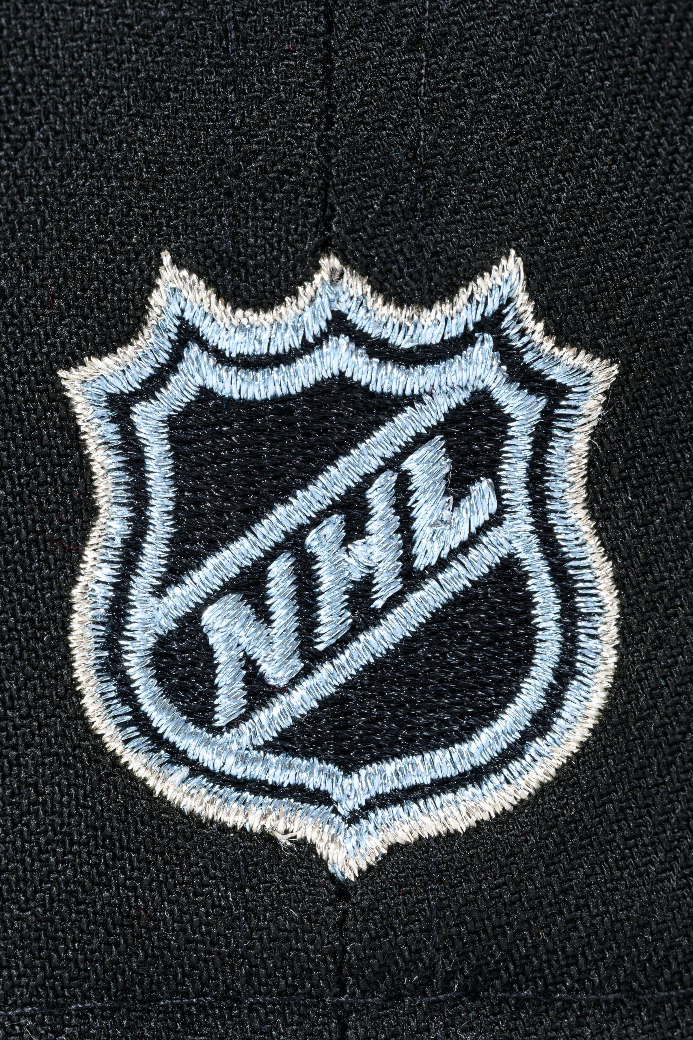 NEW ERA "BULLSEYE" BOSTON BRUINS FITTED HAT (BLACK/OCEANSIDE BLUE/SKY BLUE) - Image 5