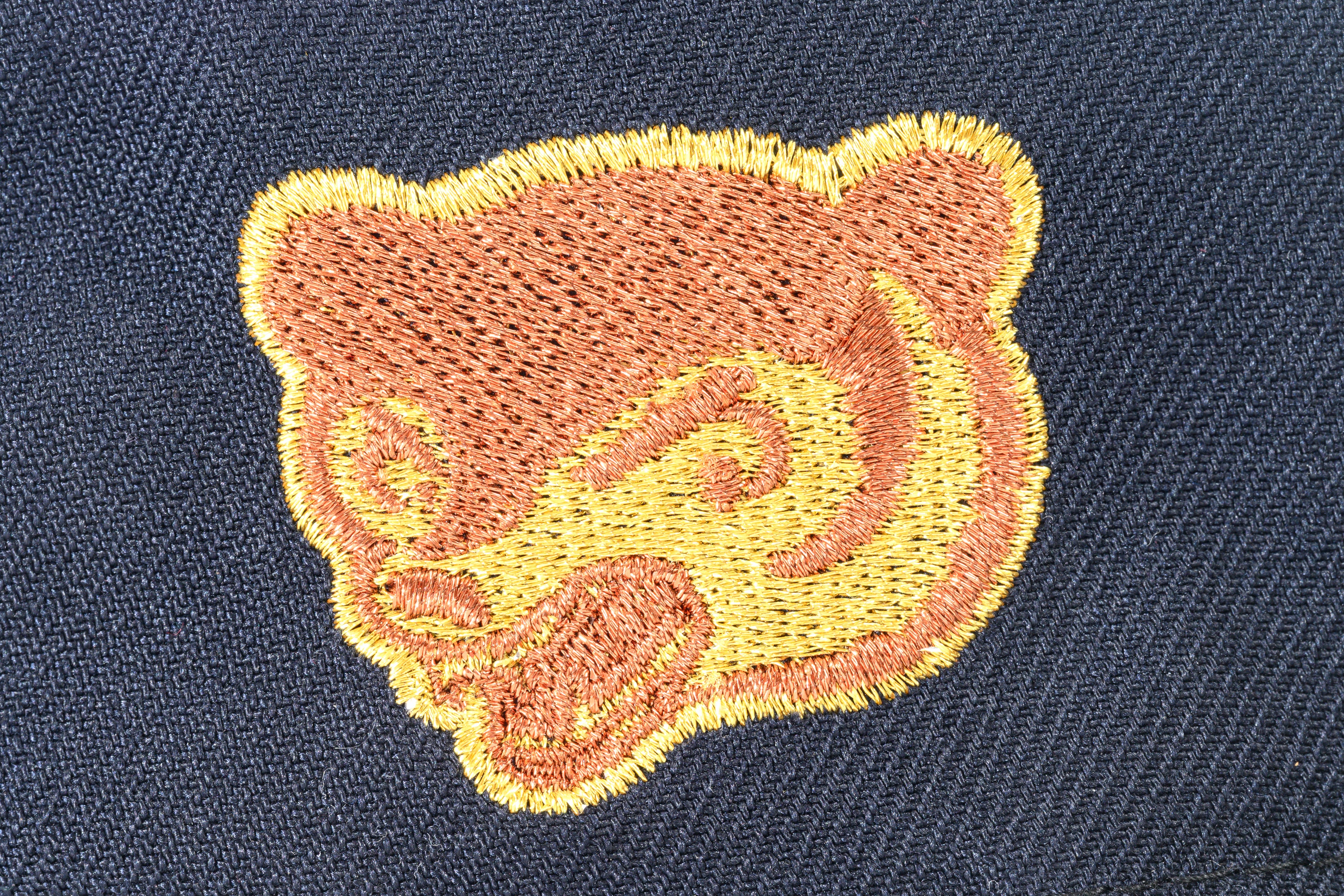 NEW ERA "CALIFORNIA" CHICAGO CUBS FITTED HAT (NAVY/A GOLD) - Image 3