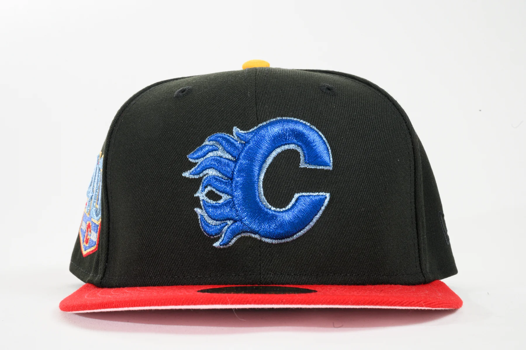 NEW ERA "CHILL FAM" CALGARY FLAMES (BLACK/RED/YELLOW - Image 6