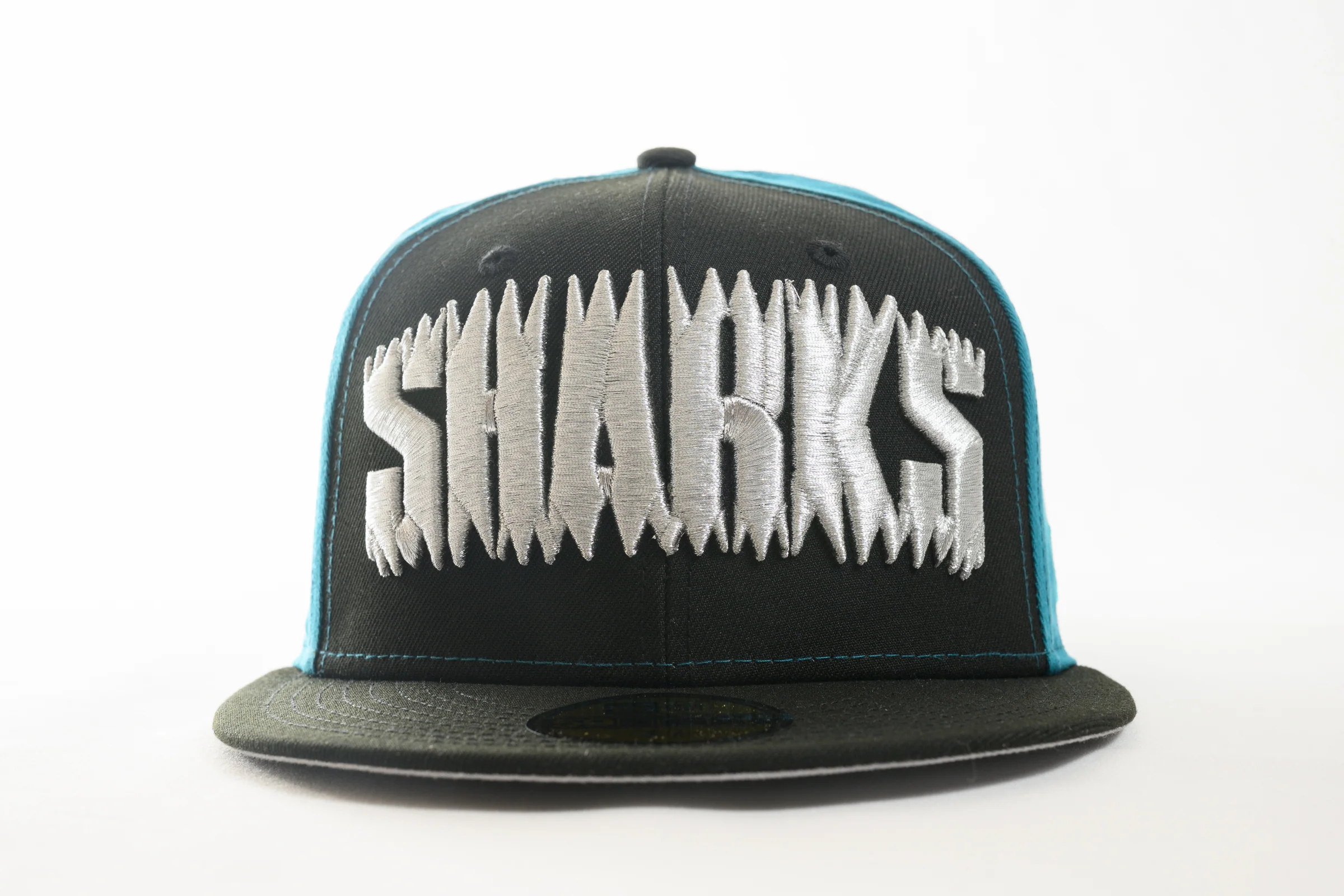 NEW ERA "COLOR BLOCK" SAN JOSE SHARKS FITTED HAT (BLACK/TEAL) - Image 4