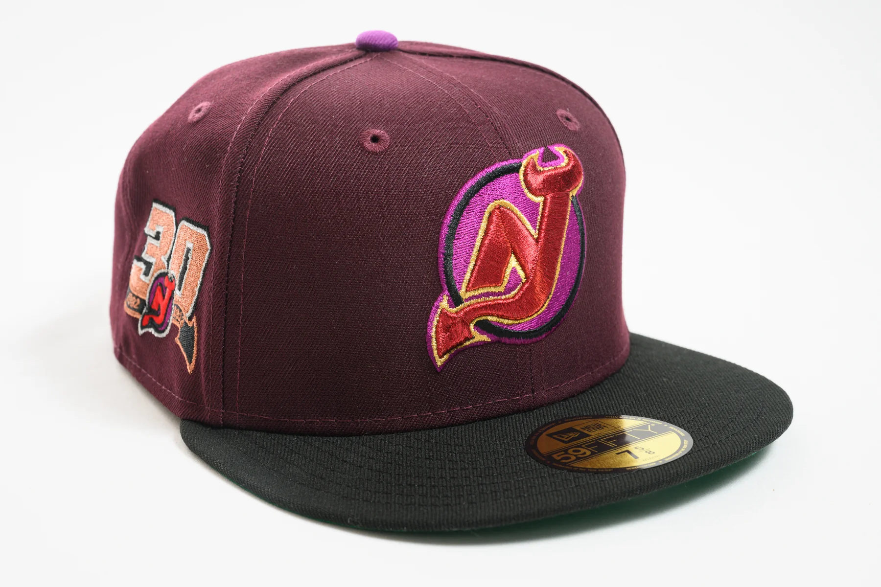 NEW ERA "DARE DEVIL" NEW JERSEY DEVIL'S (MAROON/MAGENTA/BLK)