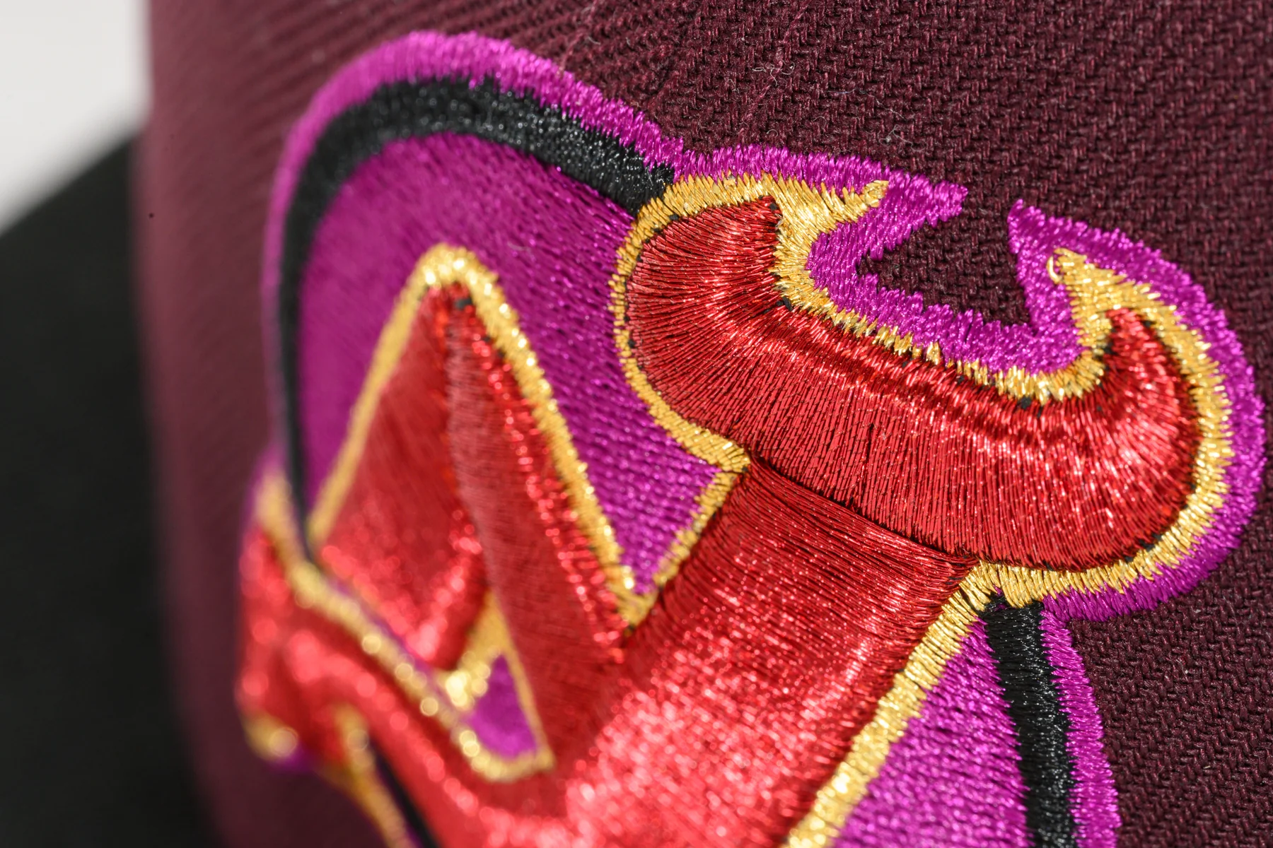 NEW ERA "DARE DEVIL" NEW JERSEY DEVIL'S (MAROON/MAGENTA/BLK) - Image 6
