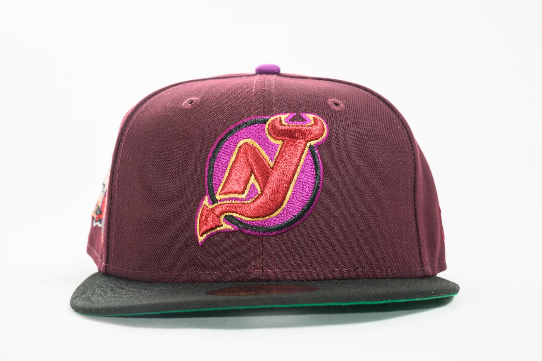 NEW ERA "DARE DEVIL" NEW JERSEY DEVIL'S (MAROON/MAGENTA/BLK) - Image 9