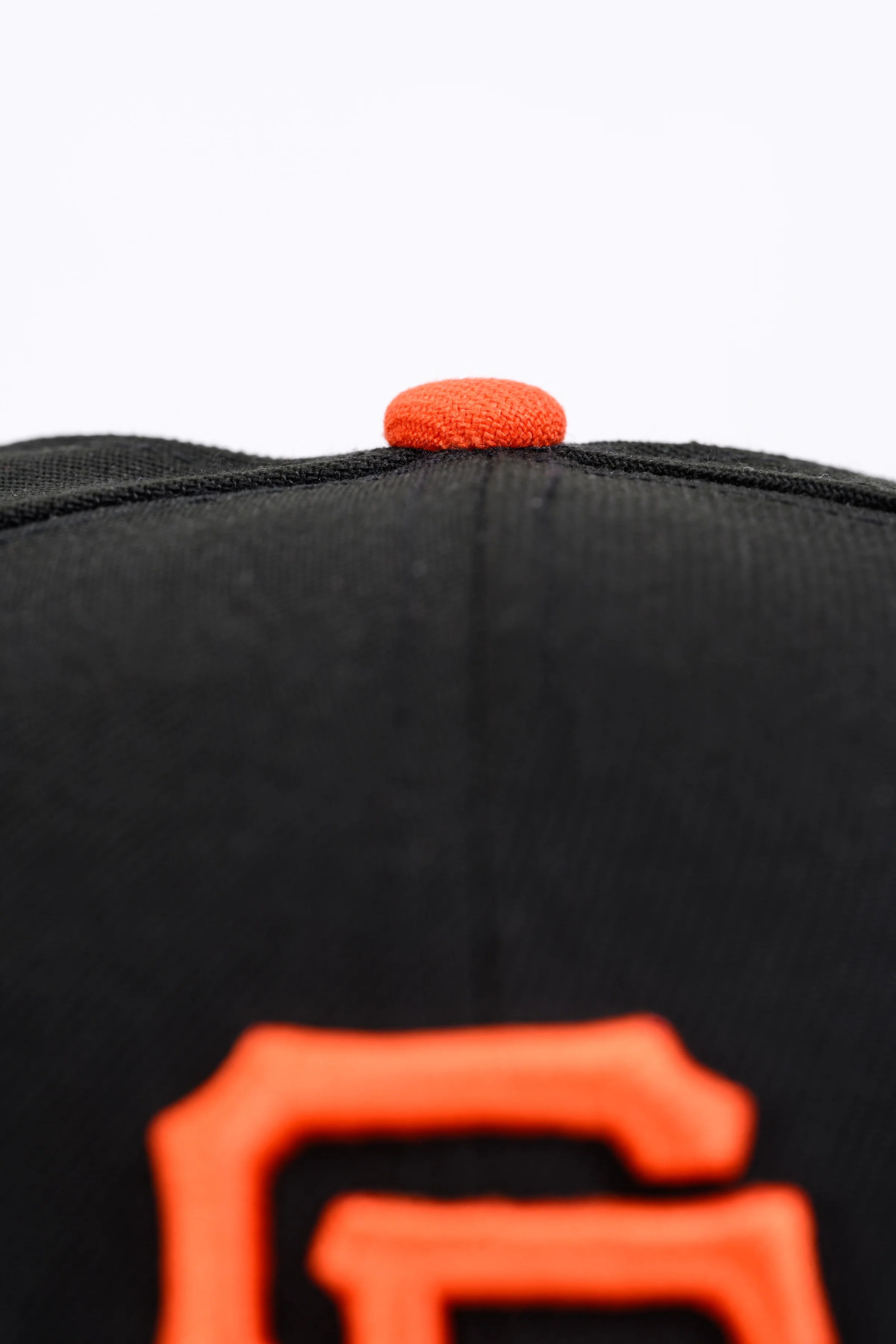 NEW ERA "DELUXE" SAN FRANCISCO GIANTS  FITTED HAT (BLACK/ORANGE) - Image 5