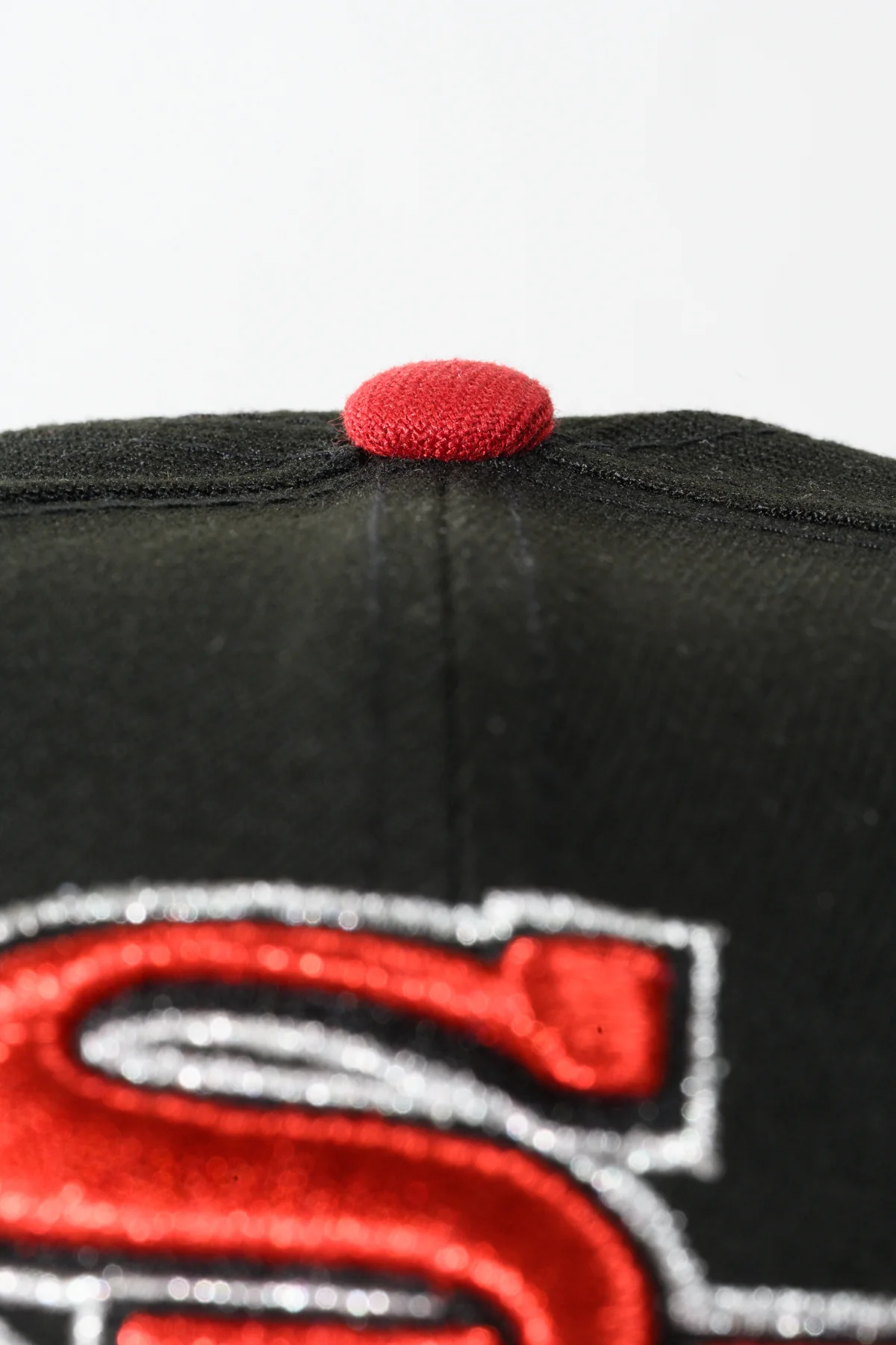 NEW ERA "DIRTY BIRDS" SAN FRANCISCO 49ER'S (BLACK/STORM GREY/RED) - Image 5