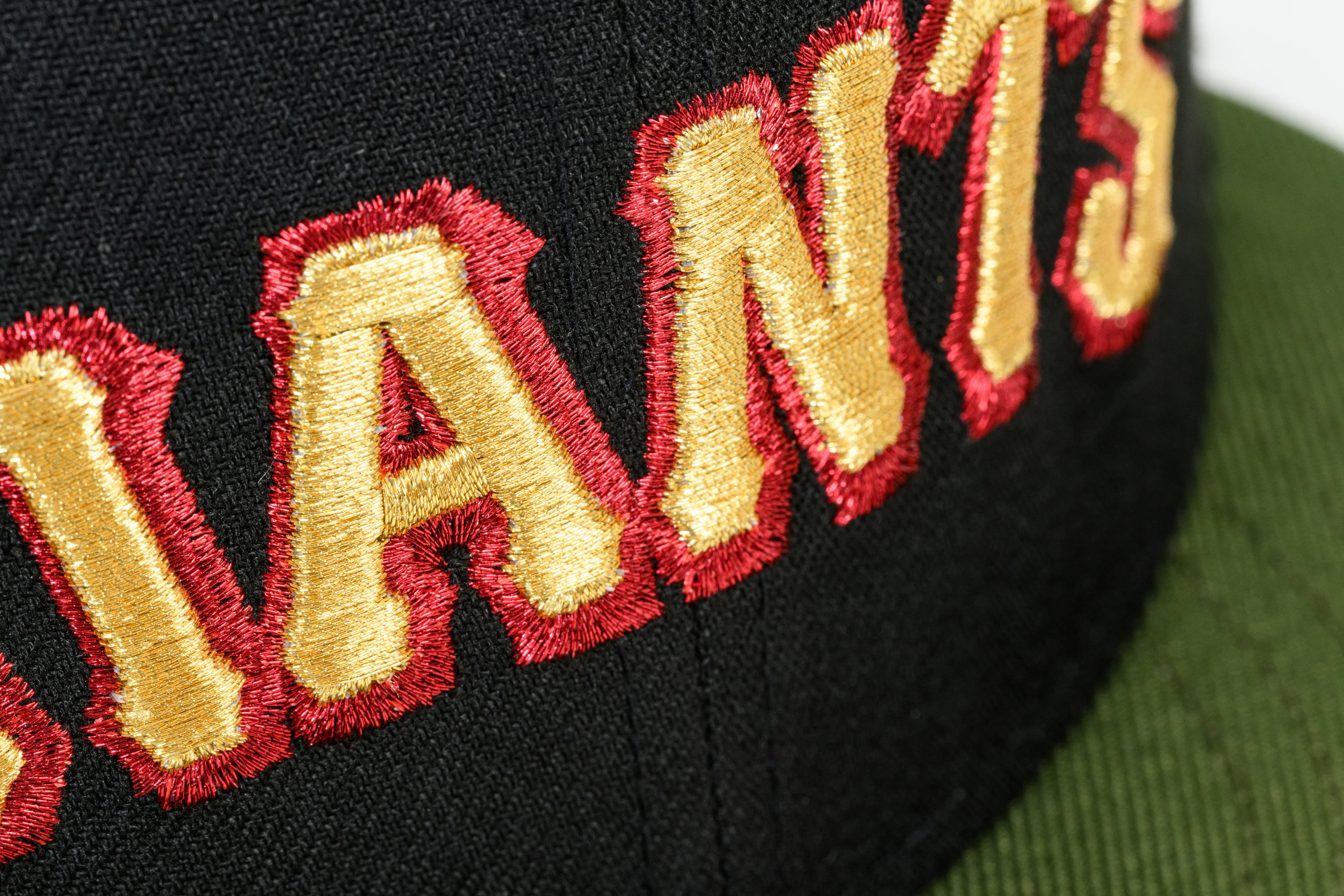 NEW ERA "FINAL ZILLA” SAN FRANCISCO GIANTS  FITTED HAT (BLACK/RIFLE GREEN/RED) - Image 10