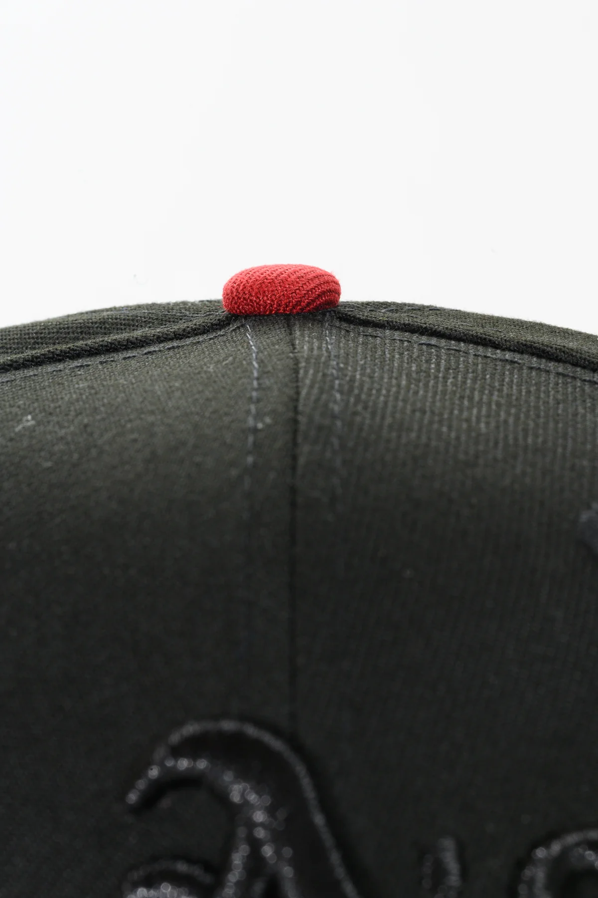 NEW ERA "FUNERAL SERVICE" OAKLAND A'S FITTED HAT (BLACK/RED) - Image 6