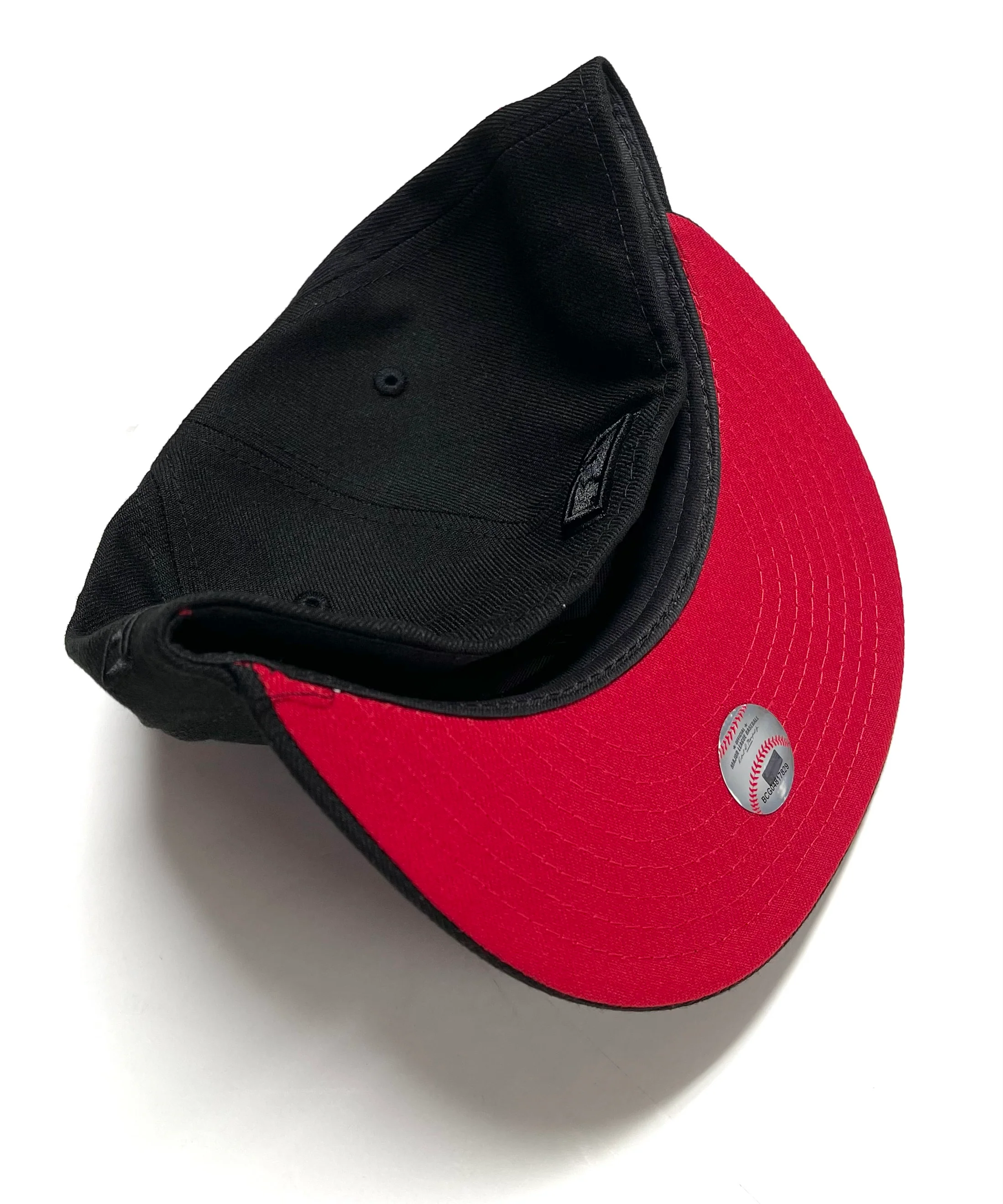 NEW ERA "GOLD BLOODED" SF GIANTS FITTED HAT (BLACK/SCARLET) - Image 2