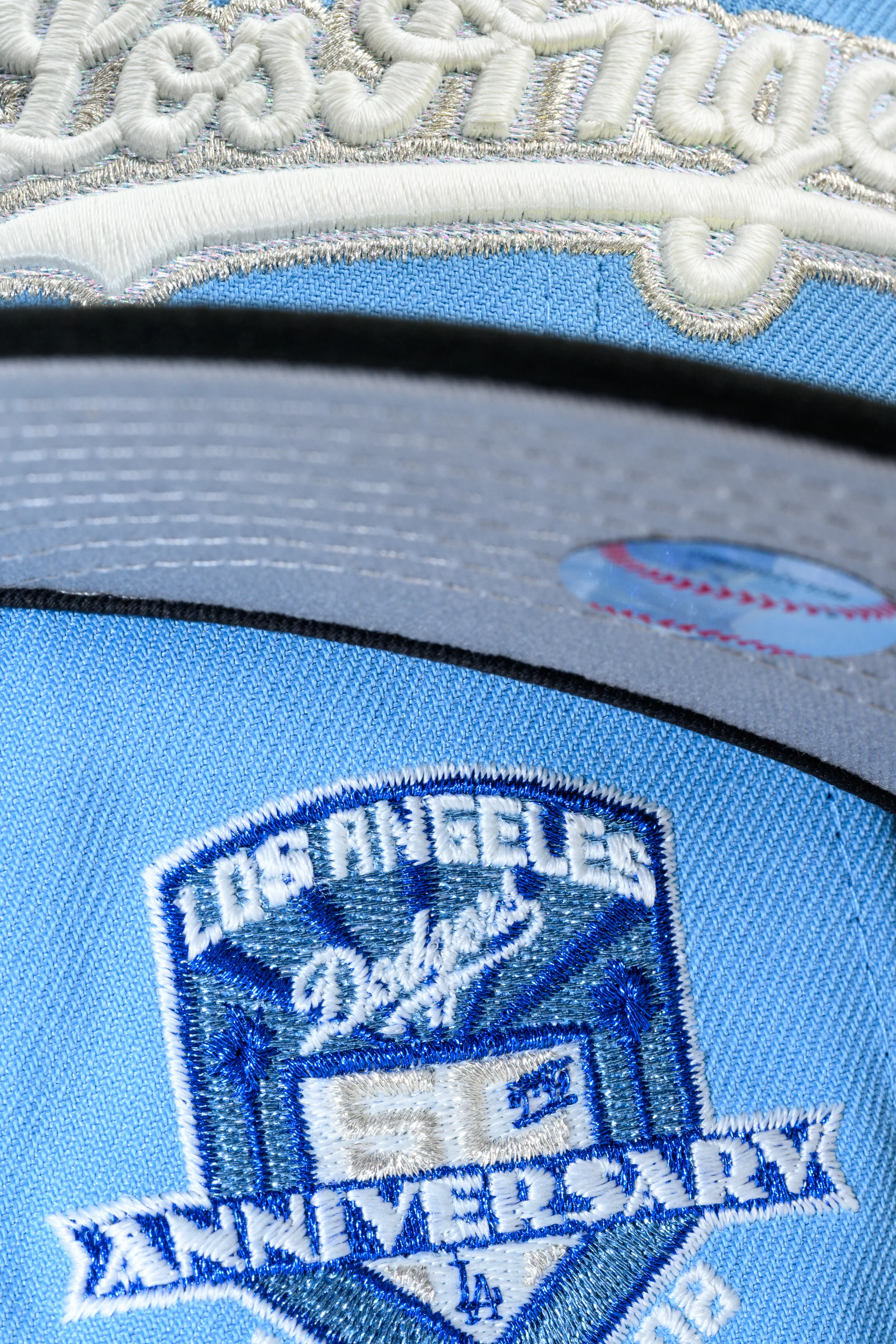 NEW ERA "BOY” LOS ANGELES DODGERS FITTED HAT (SKY BLUE/BLACK) - Image 10