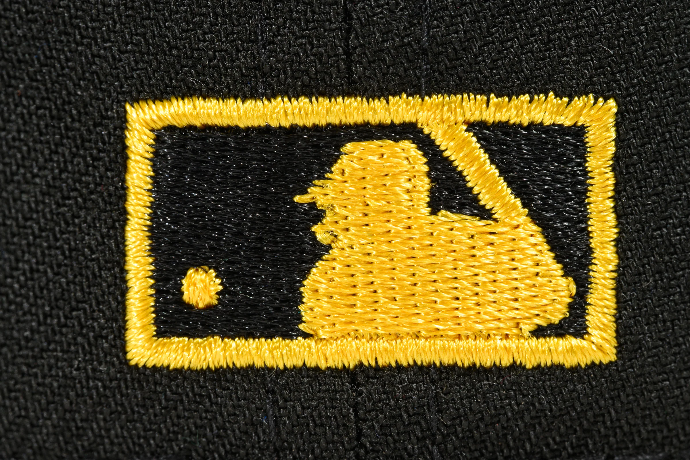 NEW ERA "MITCHELL" SF GIANTS FITTED HAT (BLACK/YELLOW/ORANGE) - Image 3