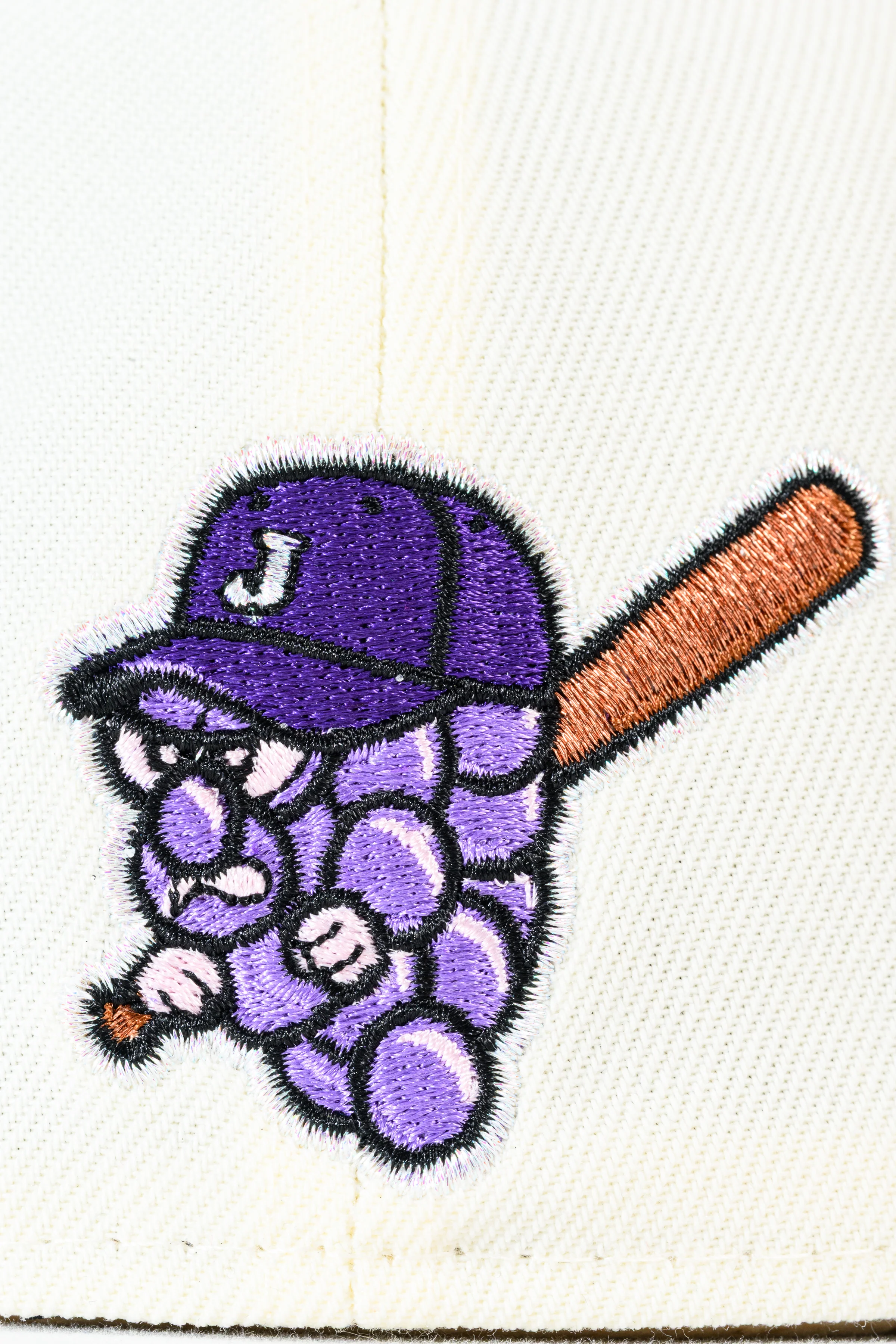 NEW ERA "MIXTAPE" JAMESTOWN JAMMERS FITTED HAT (CHROME/BLACK/PURPLE) - Image 3