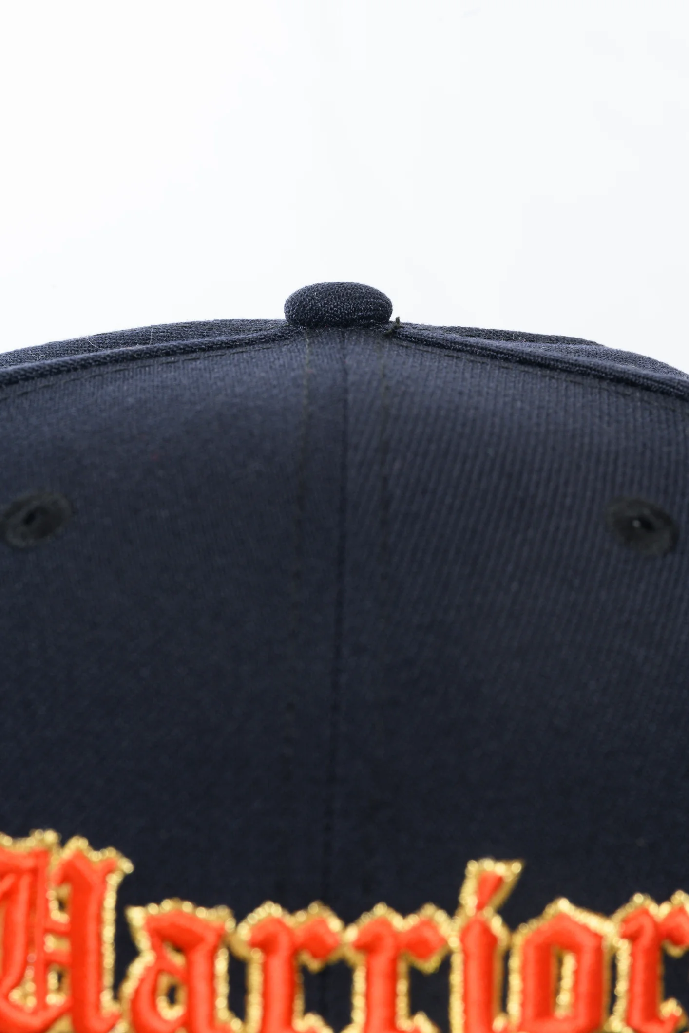 NEW ERA "OLD MONEY" GOLDEN STATE WARRIORS FITTED HAT (NAVY/ORANGE) - Image 5