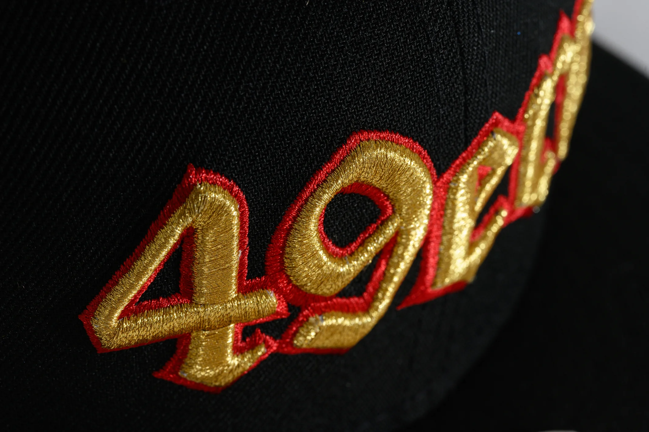 NEW ERA "OLD MONEY" SAN FRANCISCO 49ERS FITTED HAT (H RED /BLACK) - Image 5