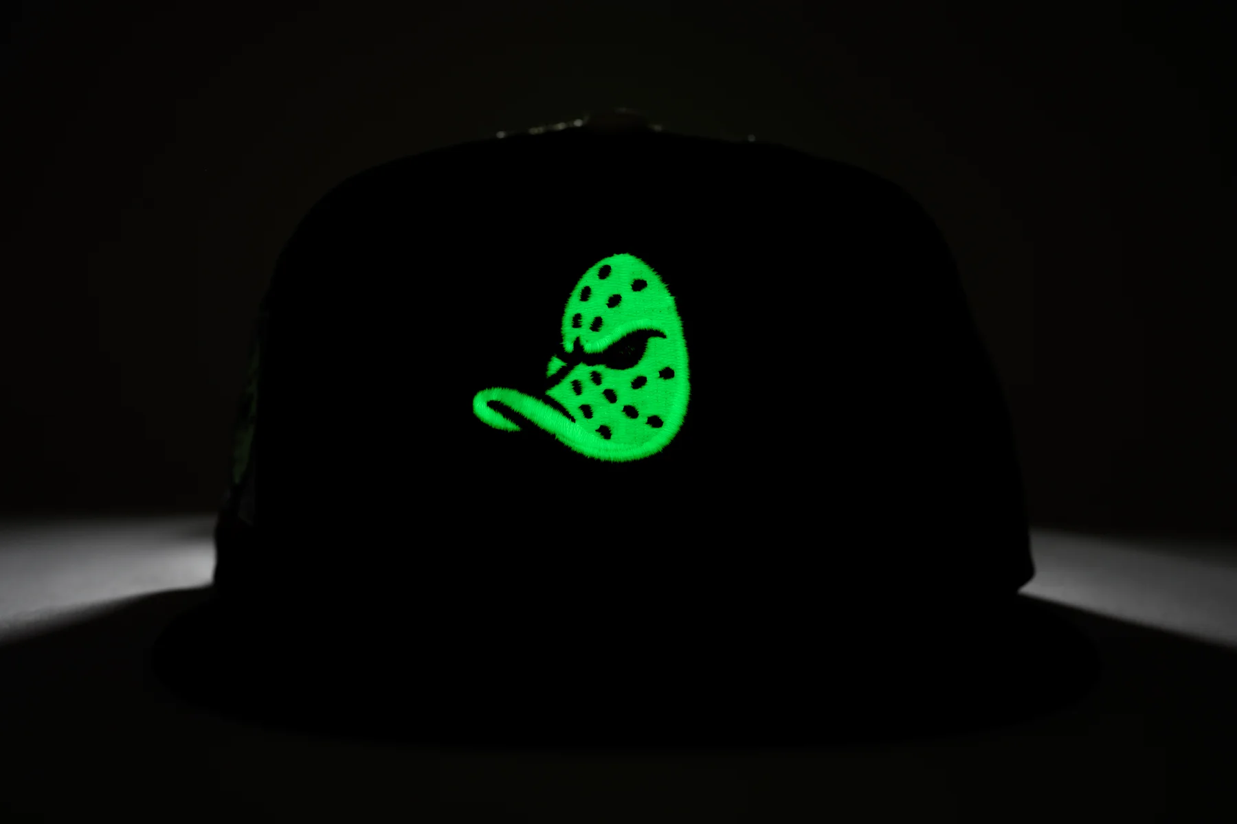 NEW ERA "PHANTOM" ANAHEIM DUCKS (BLACK/CHROME) - Image 4