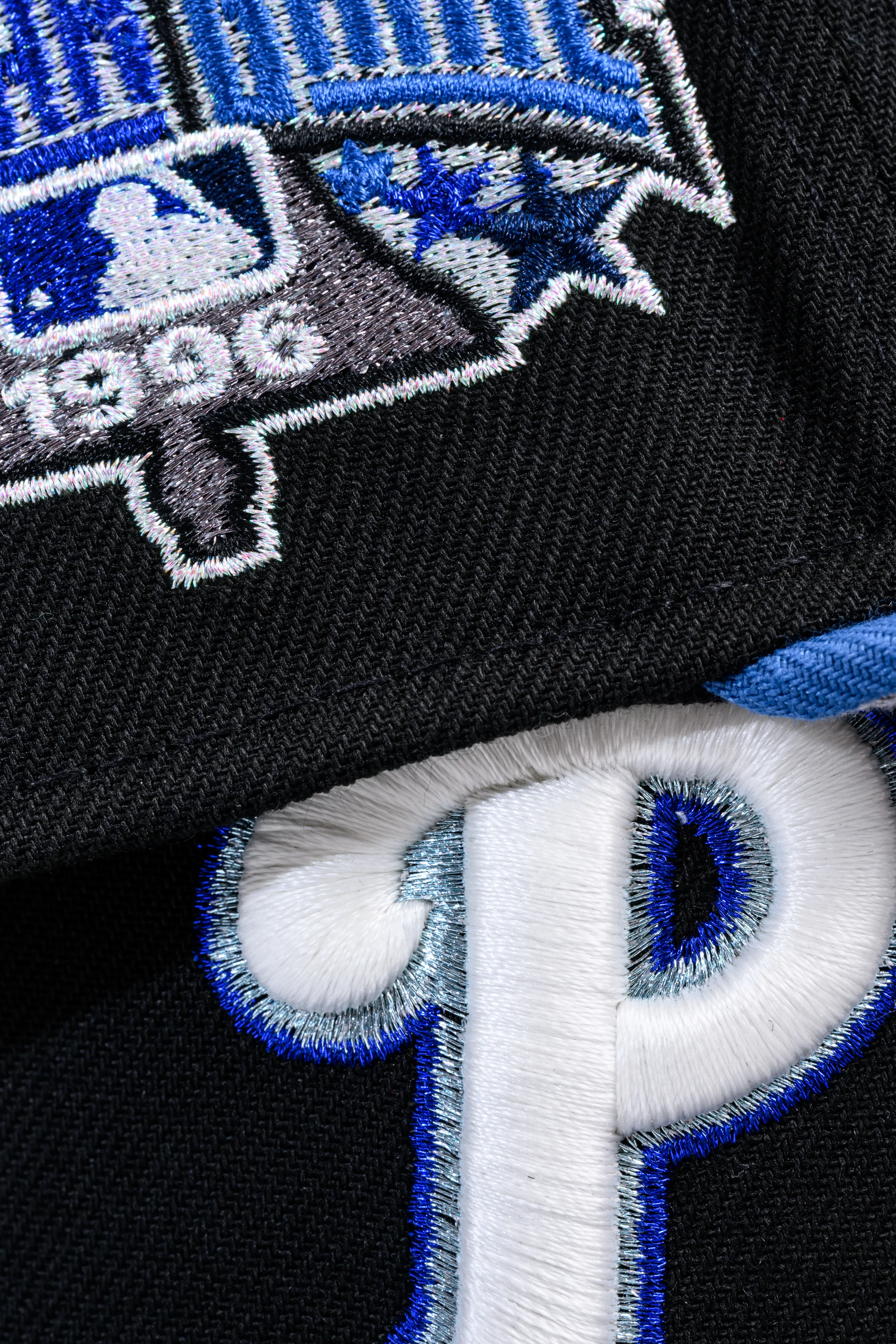 NEW ERA "PHANTOM" PHILADELPHIA PHILLIES FITTED HAT (BLACK/INDIGO BLUE) - Image 9