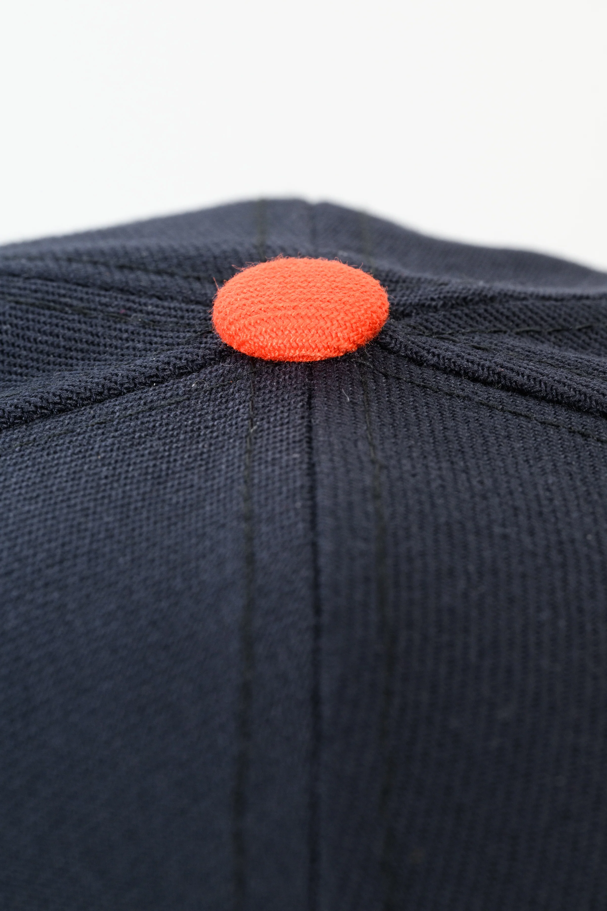 NEW ERA “TUNNEL VISION” LAS VEGAS RAIDERS FITTED HAT (NAVY/BLACK/ORANGE) - Image 5