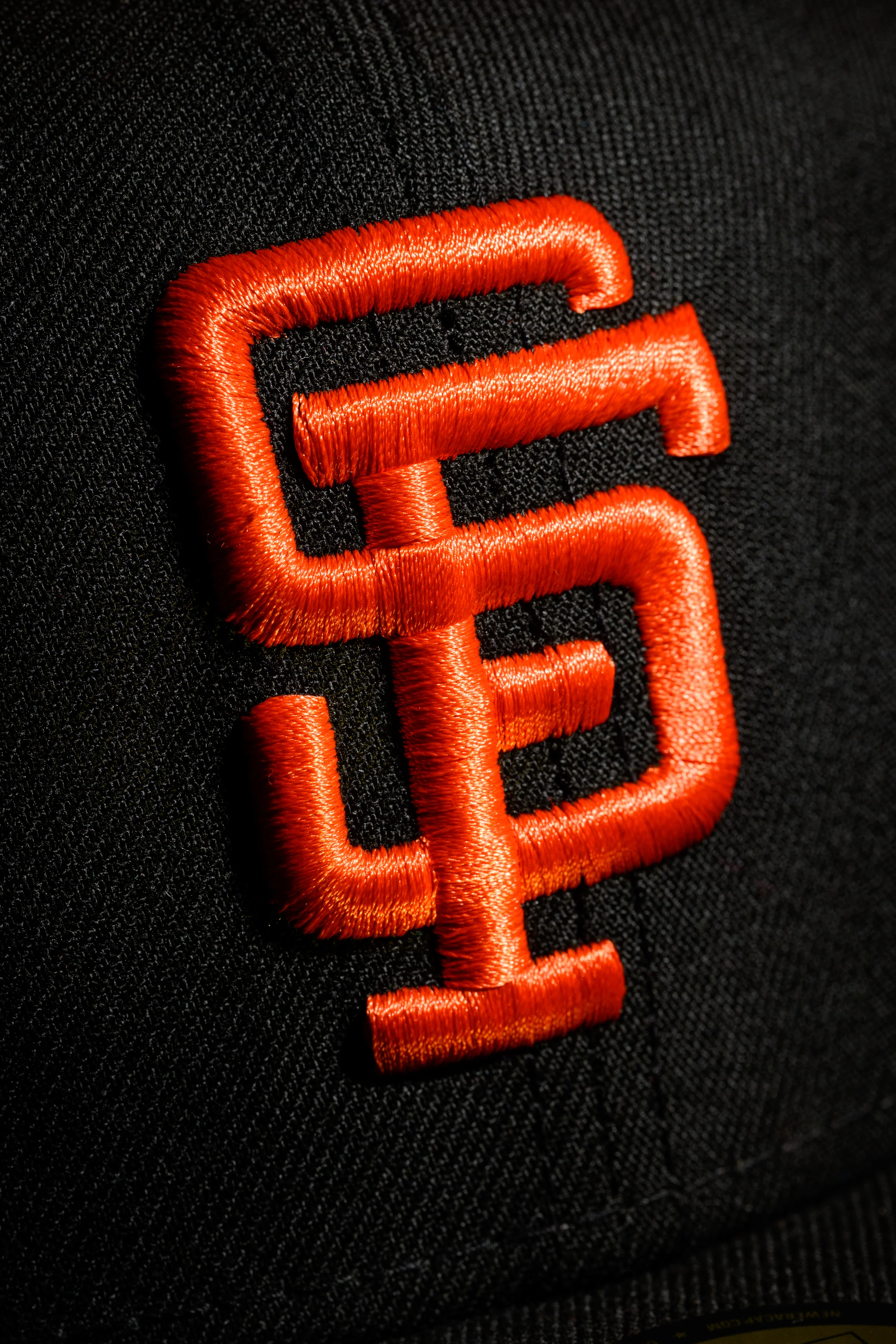 NEW ERA "RETRO CLASSIC" SAN FRANCISCO  FITTED HAT (BLACK/ORANGE) - Image 4