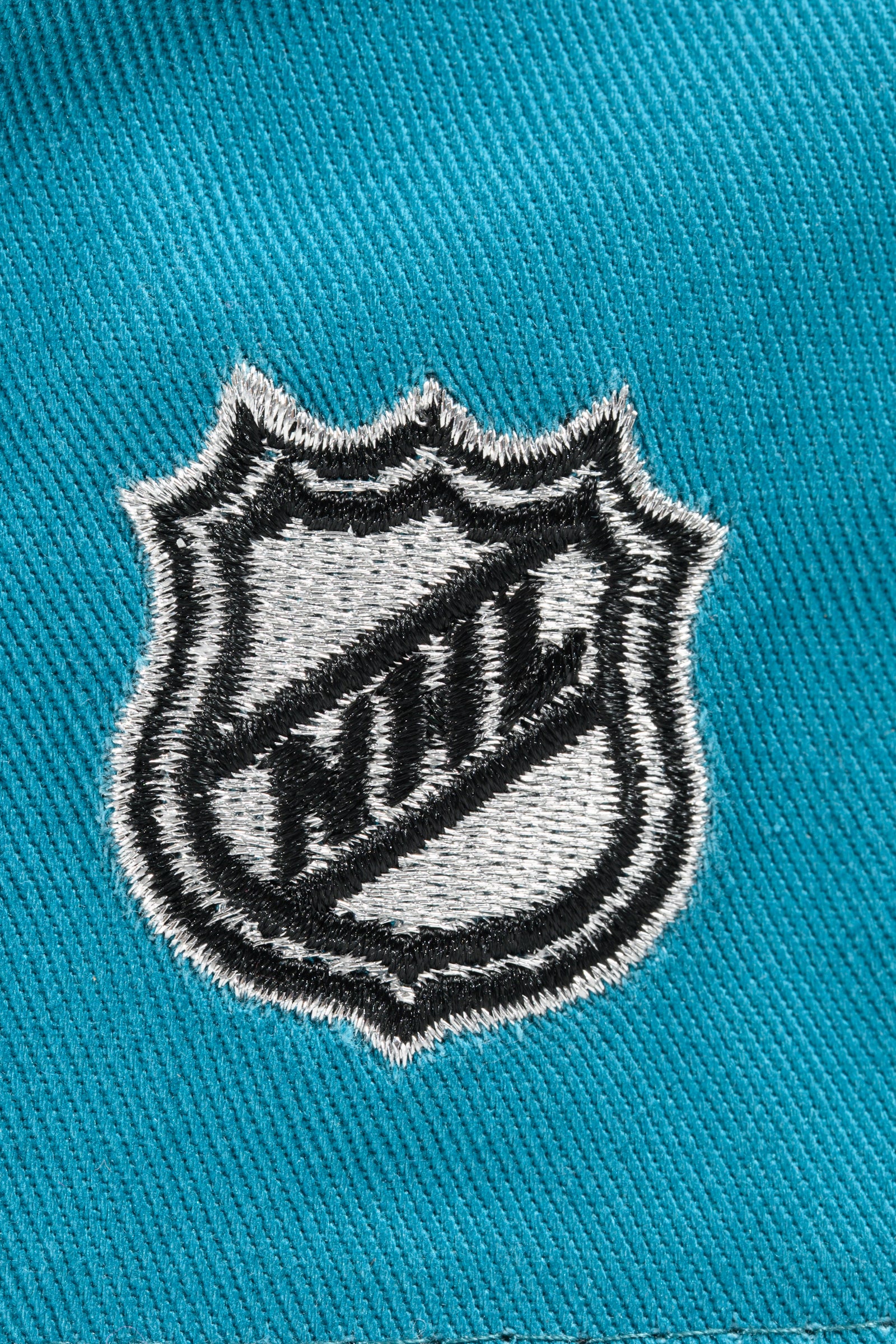NEW ERA "RETRO SCRIPT" SAN JOSE SHARKS FITTED HAT (TEAL) - Image 4