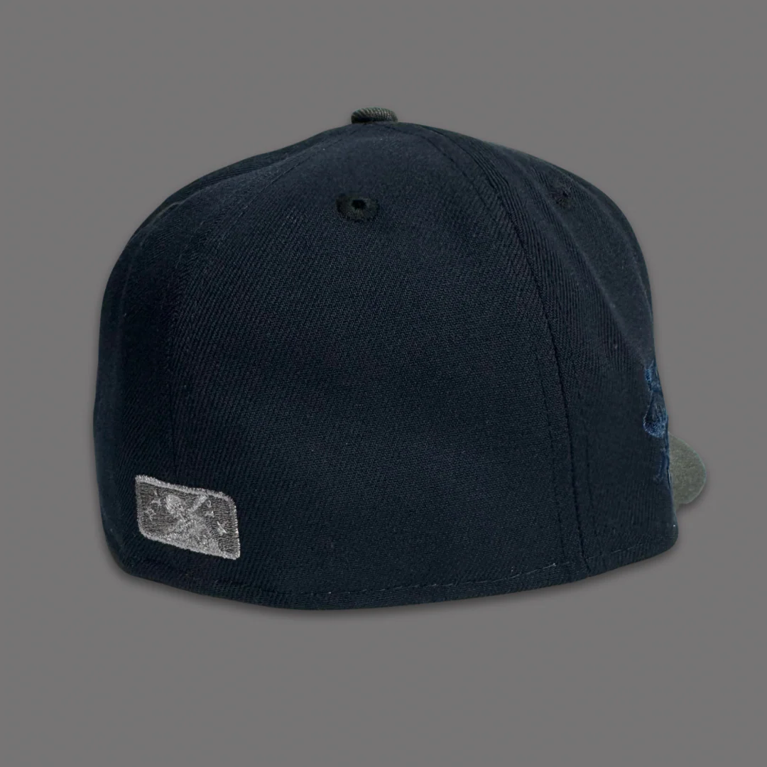 NEW ERA “BUSINESS CASUAL” SF SEALS FITTED HAT (NAVY/PEWTER) - Image 3