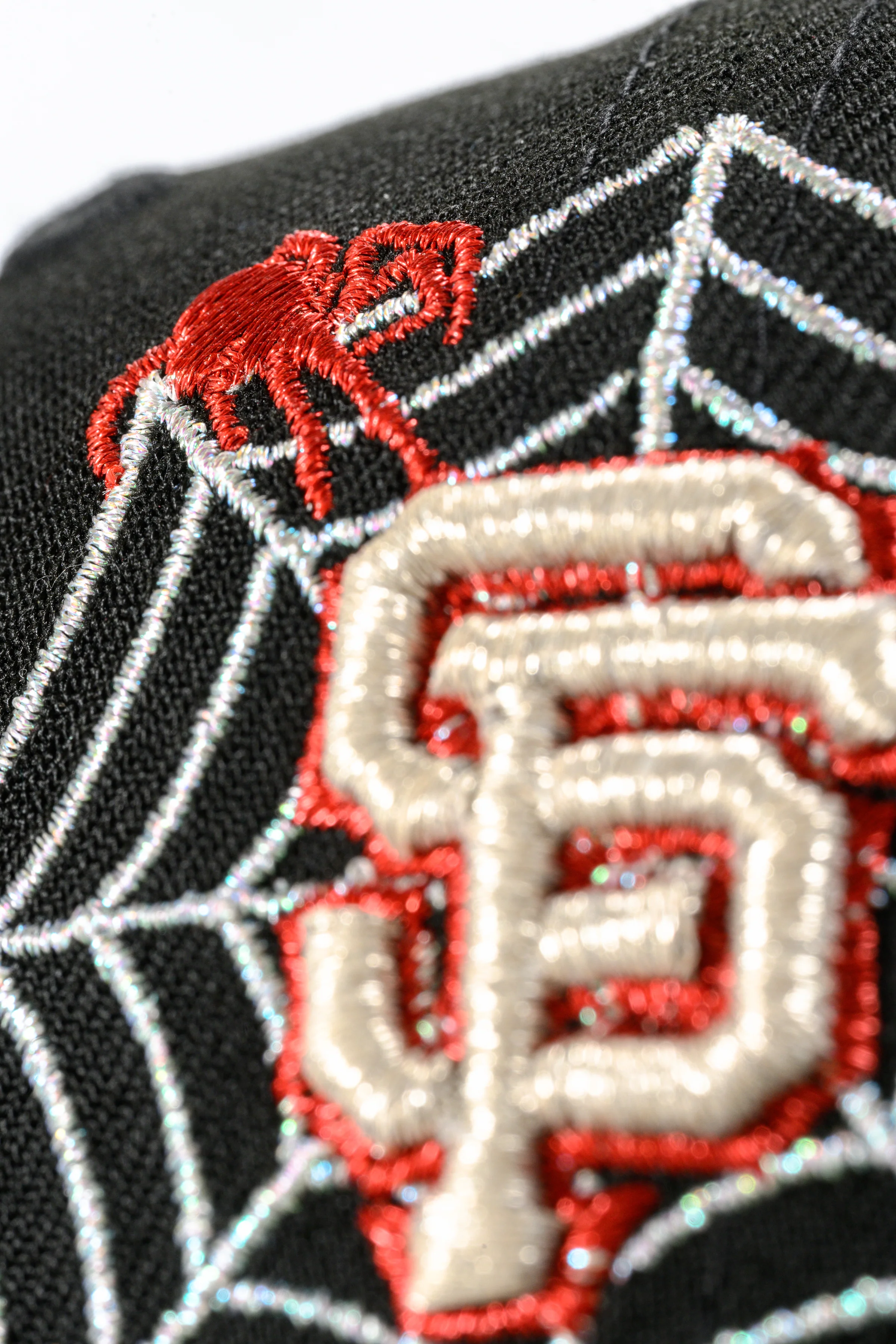 NEW ERA "SPIDER" SAN FRANCISCO GIANTS FITTED HAT (BLACK/RED) - Image 7
