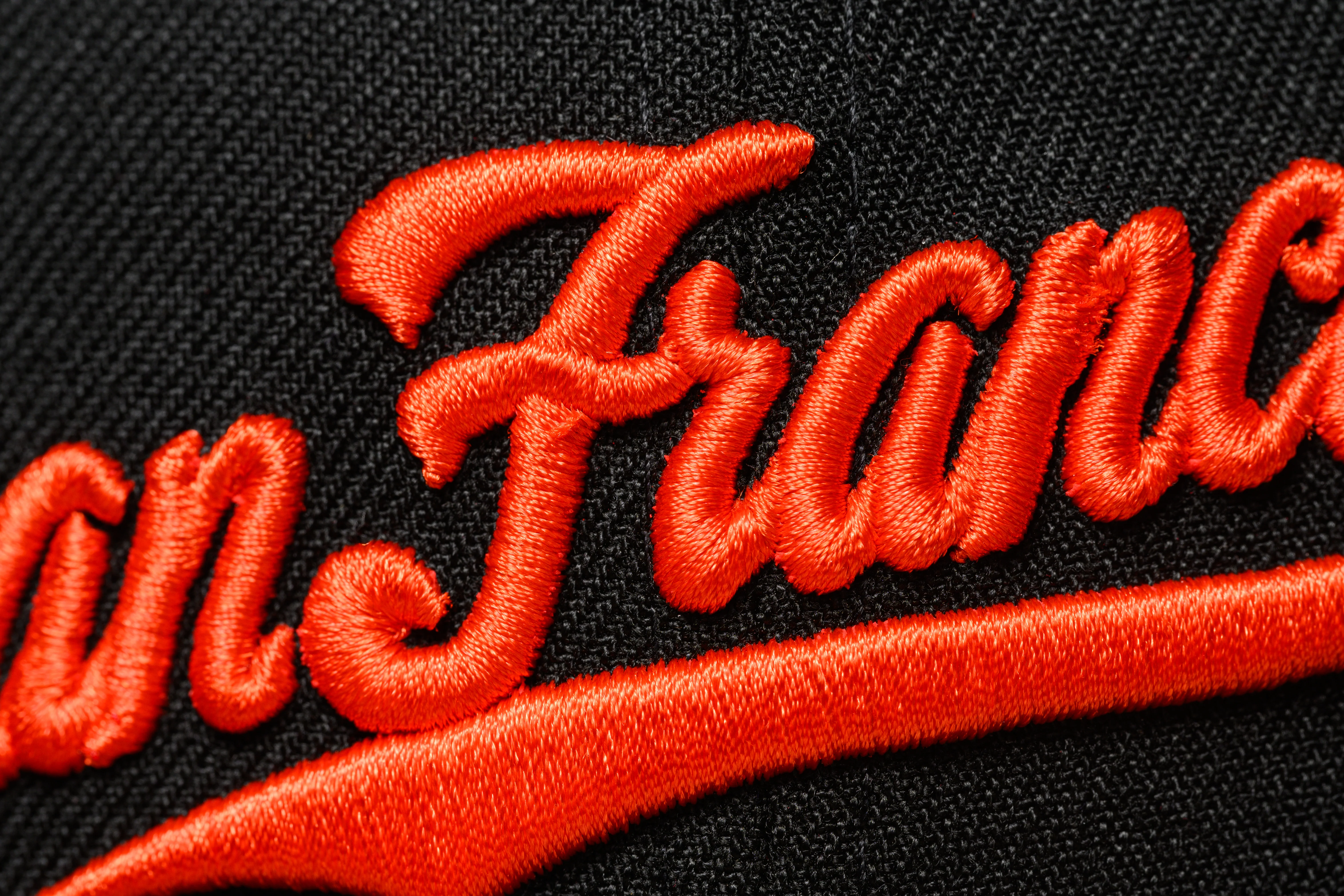 NEW ERA "SPLASH SCRIPT" SF GIANTS FITTED HAT (BLACK/ORANGE) - Image 4