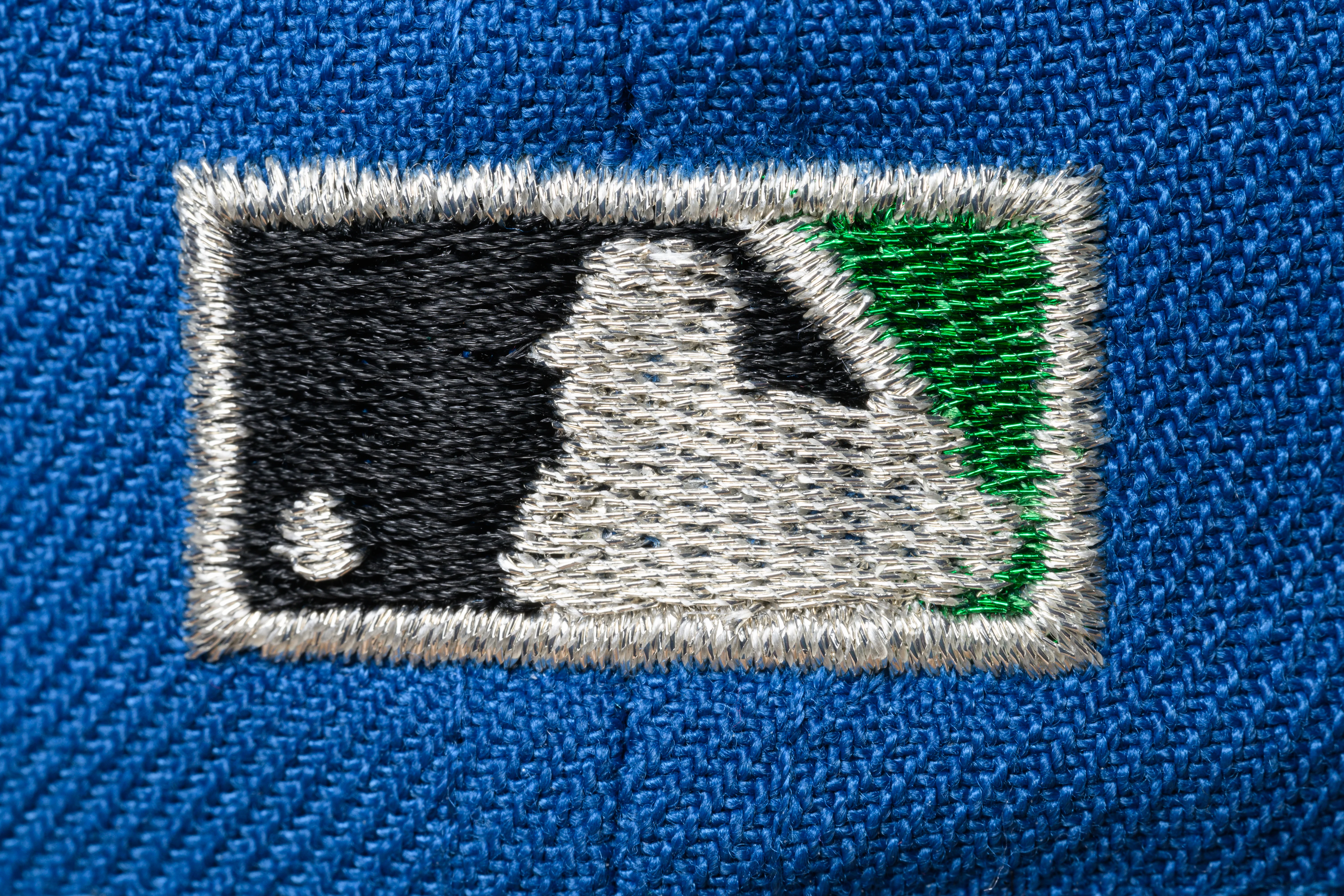 NEW ERA “OG SPREE SCRIPT" OAKLAND A'S FITTED HAT (BLUE/BLACK) - Image 3