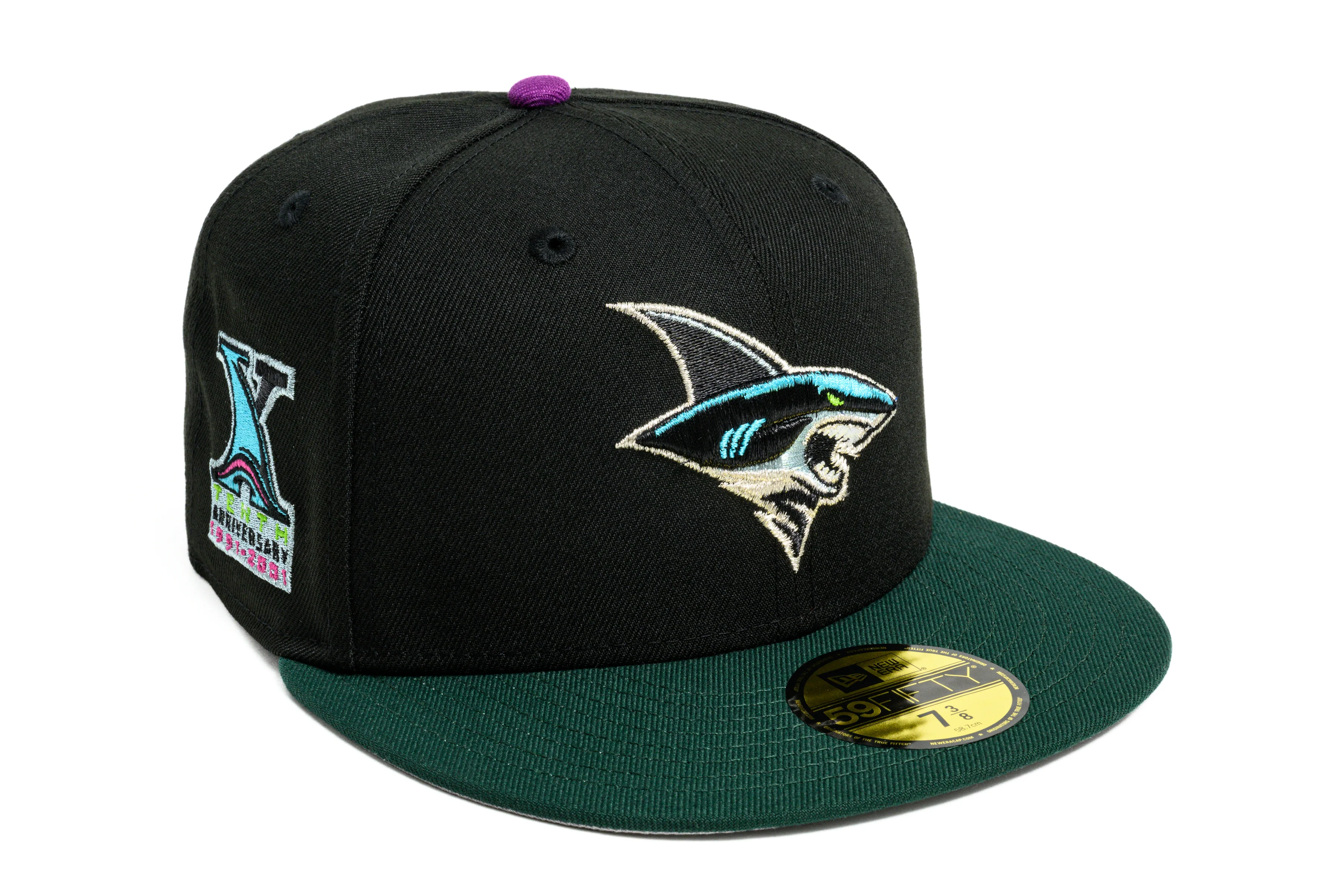 NEW ERA "STREETX” SAN JOSE SHARKS FITTED HAT (BLACK/SPARKLING GRAPE/DARK GREEN)