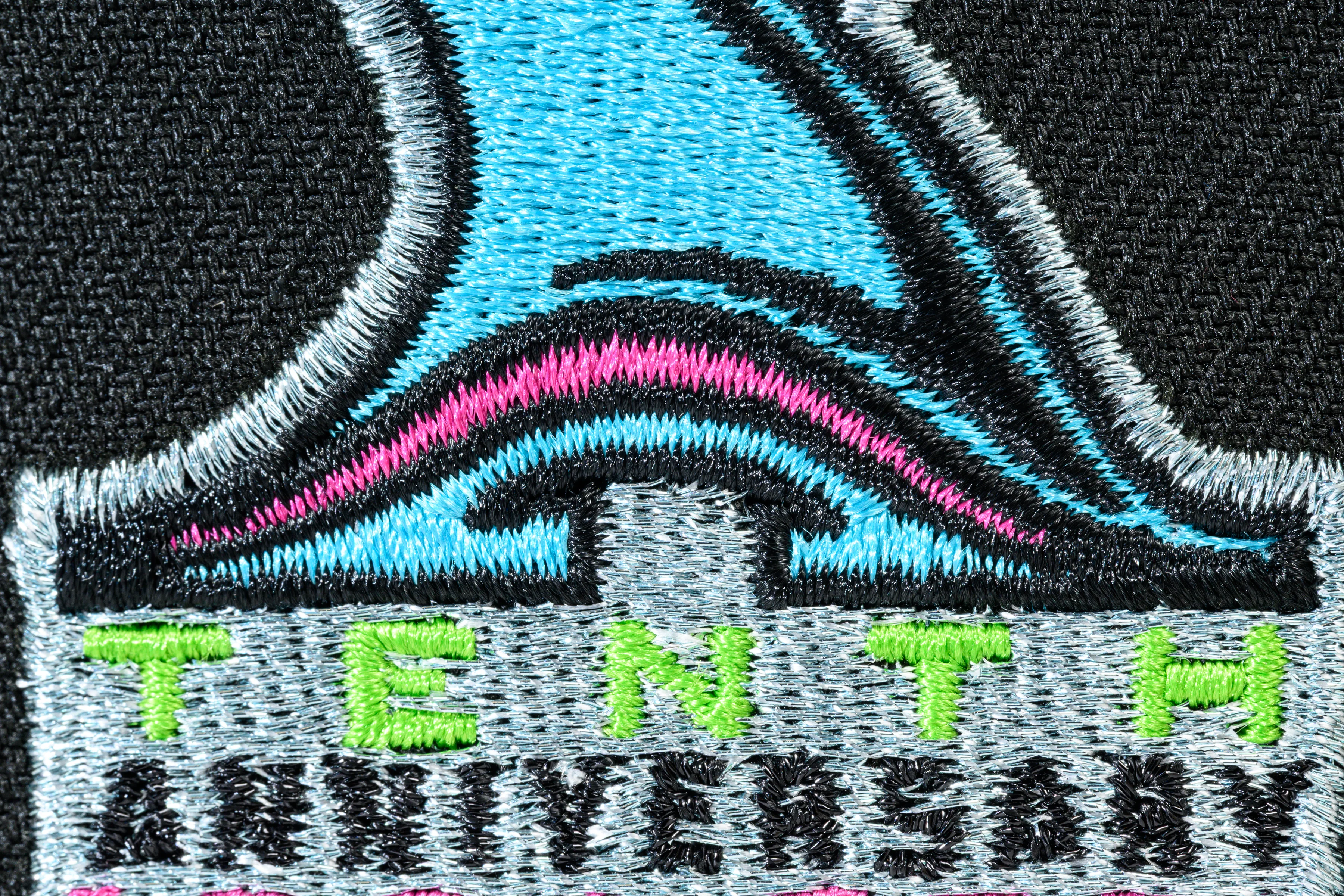 NEW ERA "STREETX” SAN JOSE SHARKS FITTED HAT (BLACK/SPARKLING GRAPE/DARK GREEN) - Image 10