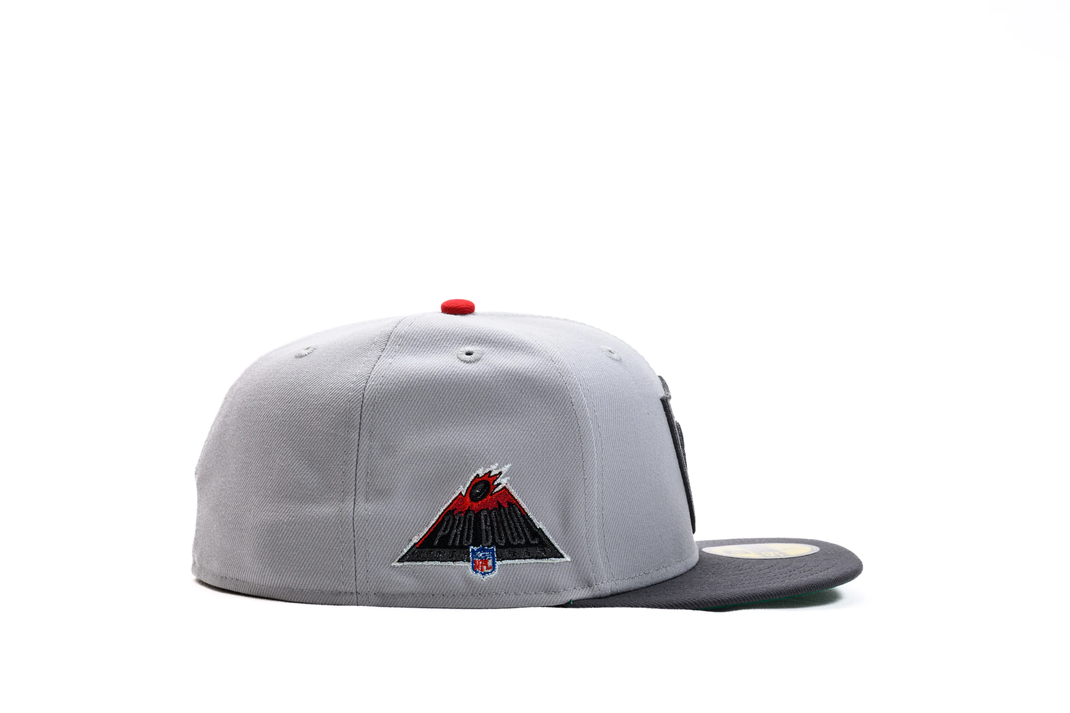 NEW ERA "TALES" LAS VEGAS RAIDERS  FITTED HAT + PIN (GREY/GRAPHITE/RED) - Image 6