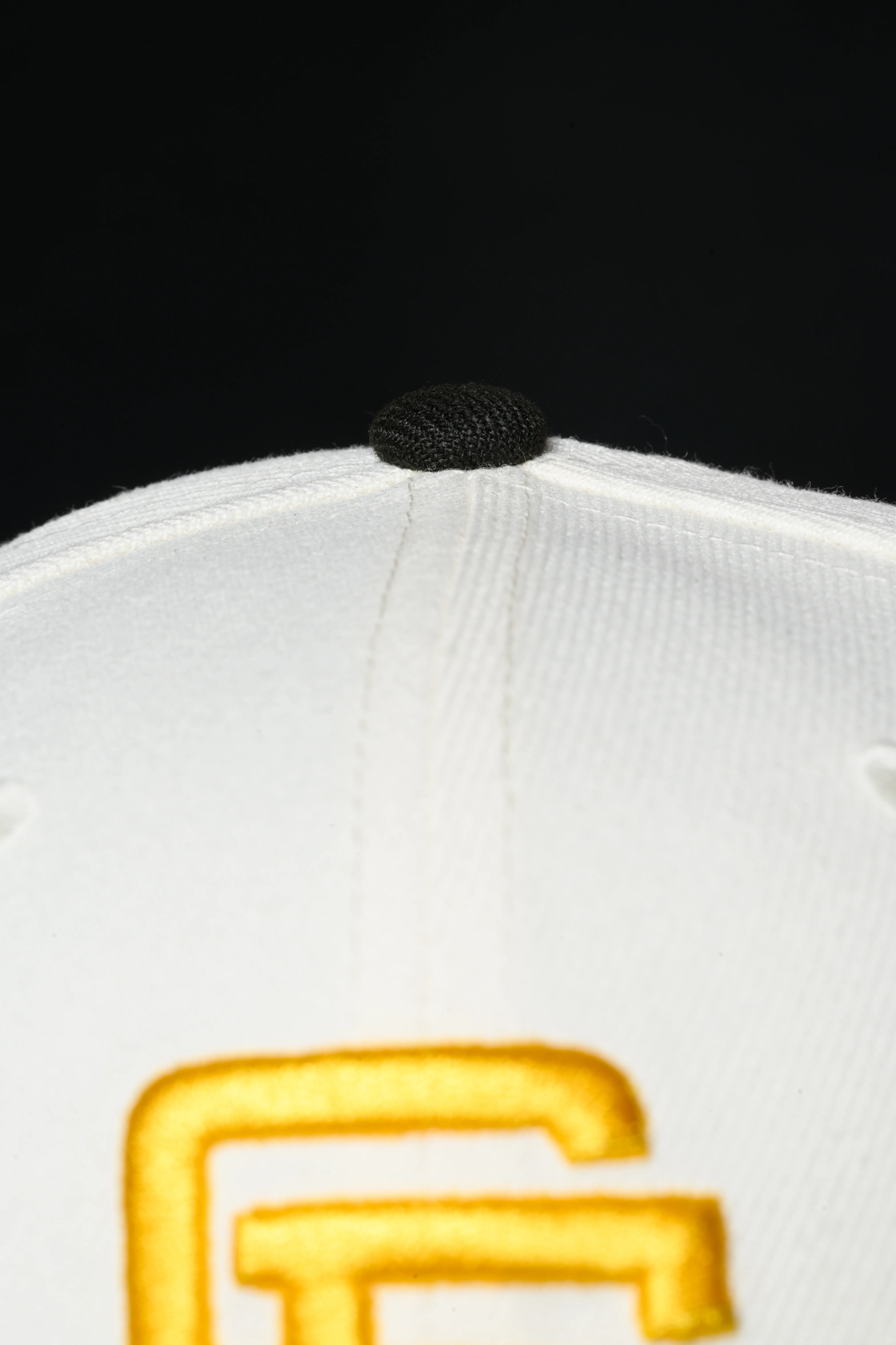 NEW ERA "TAXI" SF GIANTS FITTED HAT (CHROME/YELLOW/BLACK - Image 6