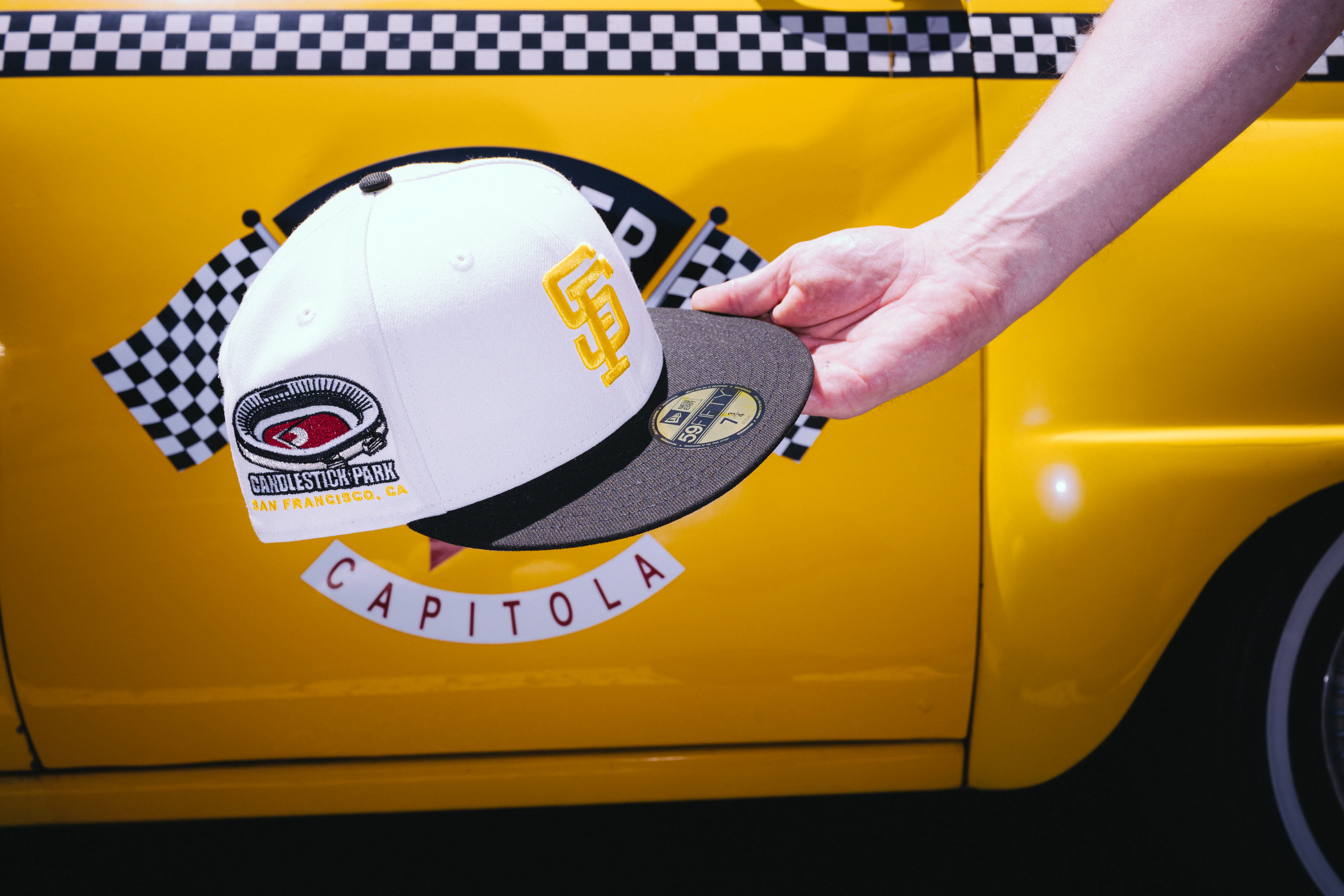 NEW ERA "TAXI" SF GIANTS FITTED HAT (CHROME/YELLOW/BLACK - Image 7