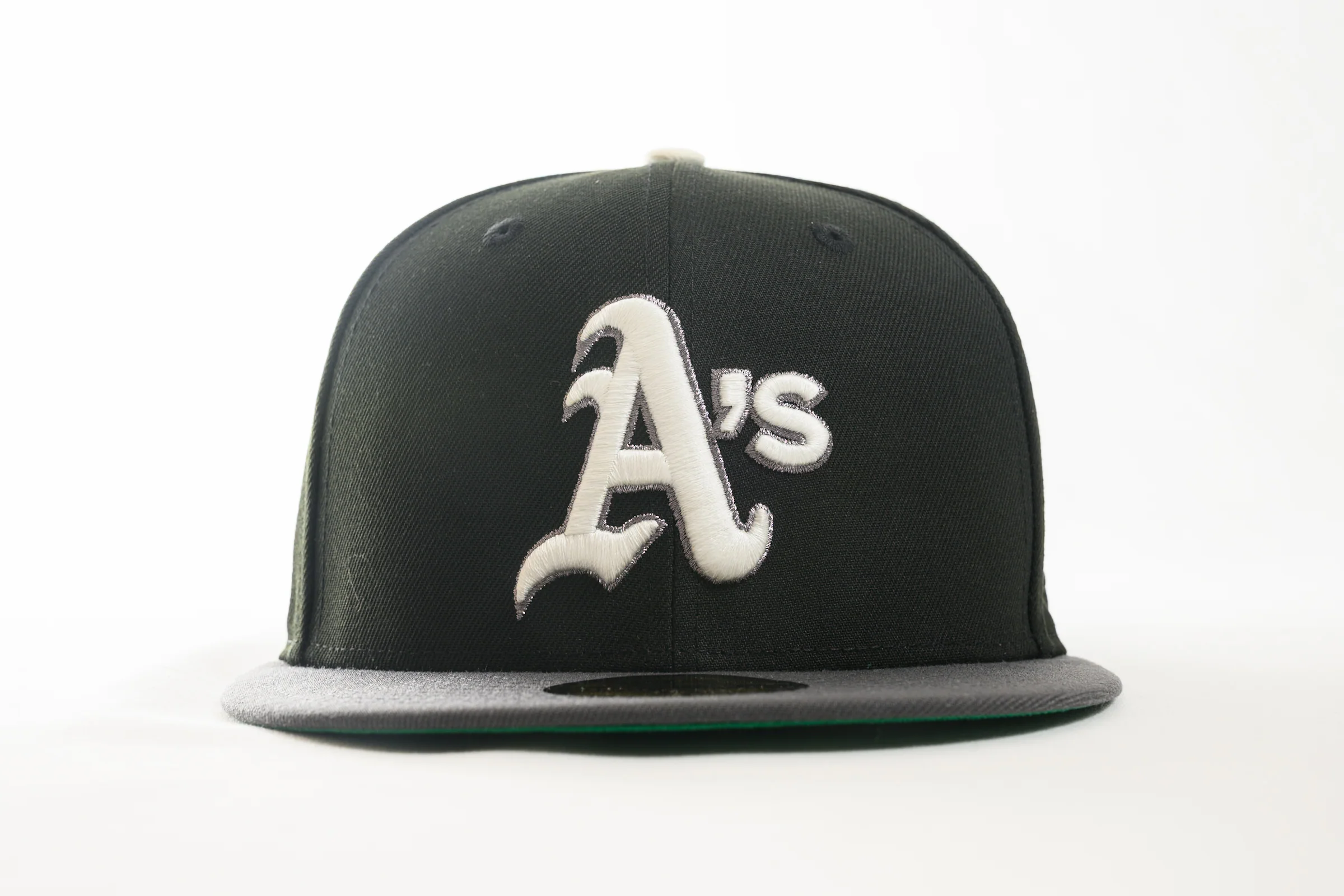 NEW ERA "TEKMO BO" OAKLAND ATHLETICS FITTED HAT (BLACK/DARK GRAPHITE) - Image 7