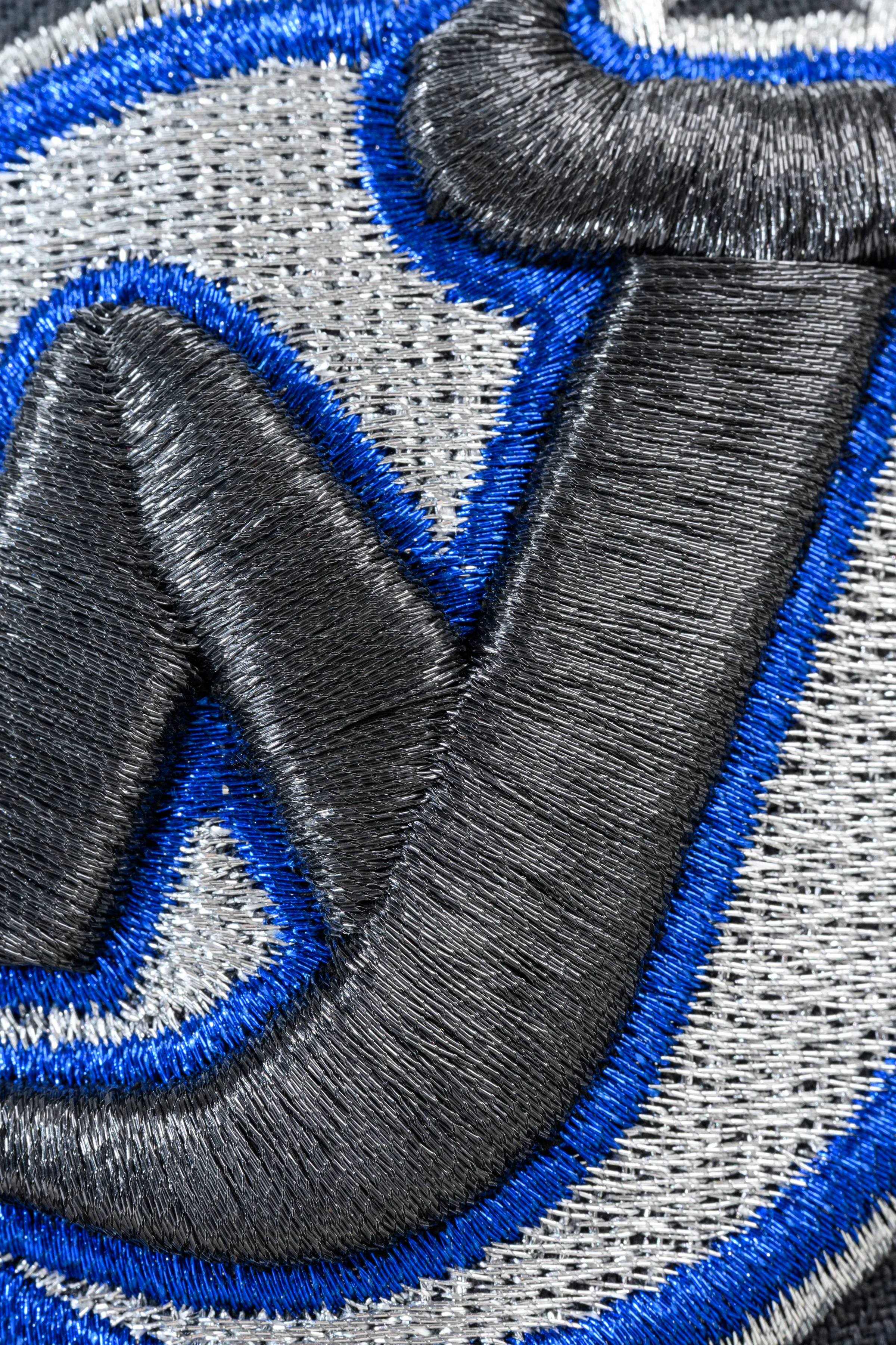 NEW ERA "TRANSIT" NEW JERSEY DEVILS FITTED HAT (DARK GRAPHITE/GREY/BLUE) - Image 11