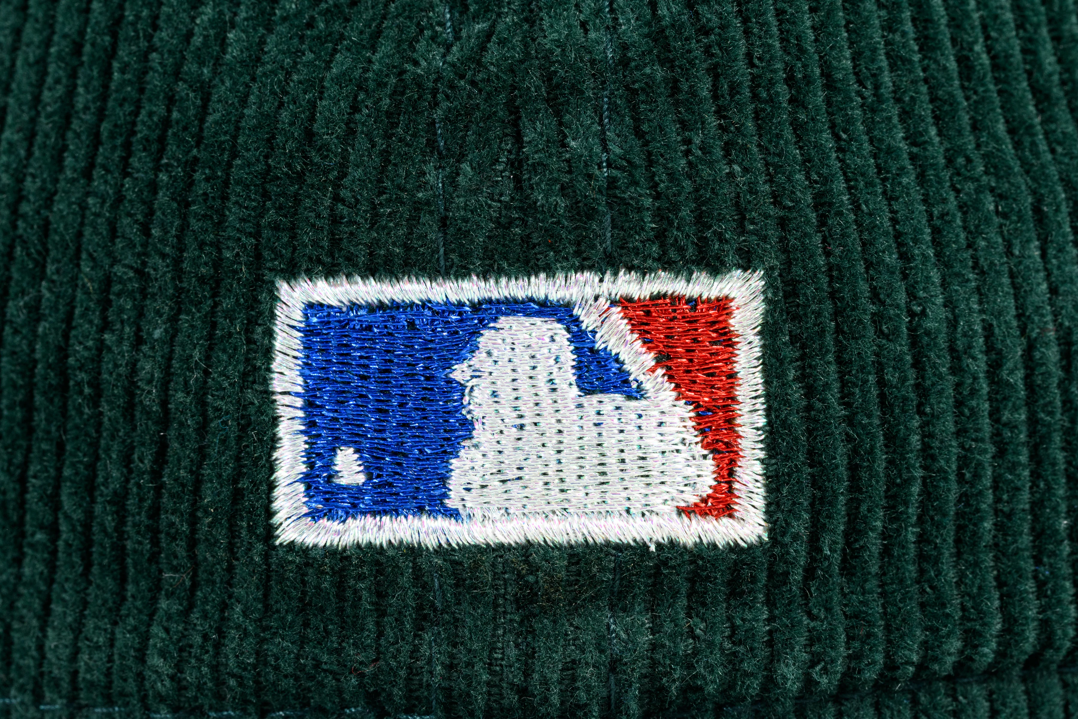 NEW ERA "TURF CORD" OAKLAND ATHLETICS FITTED HAT (DARK GREEN CORDUROY) - Image 4