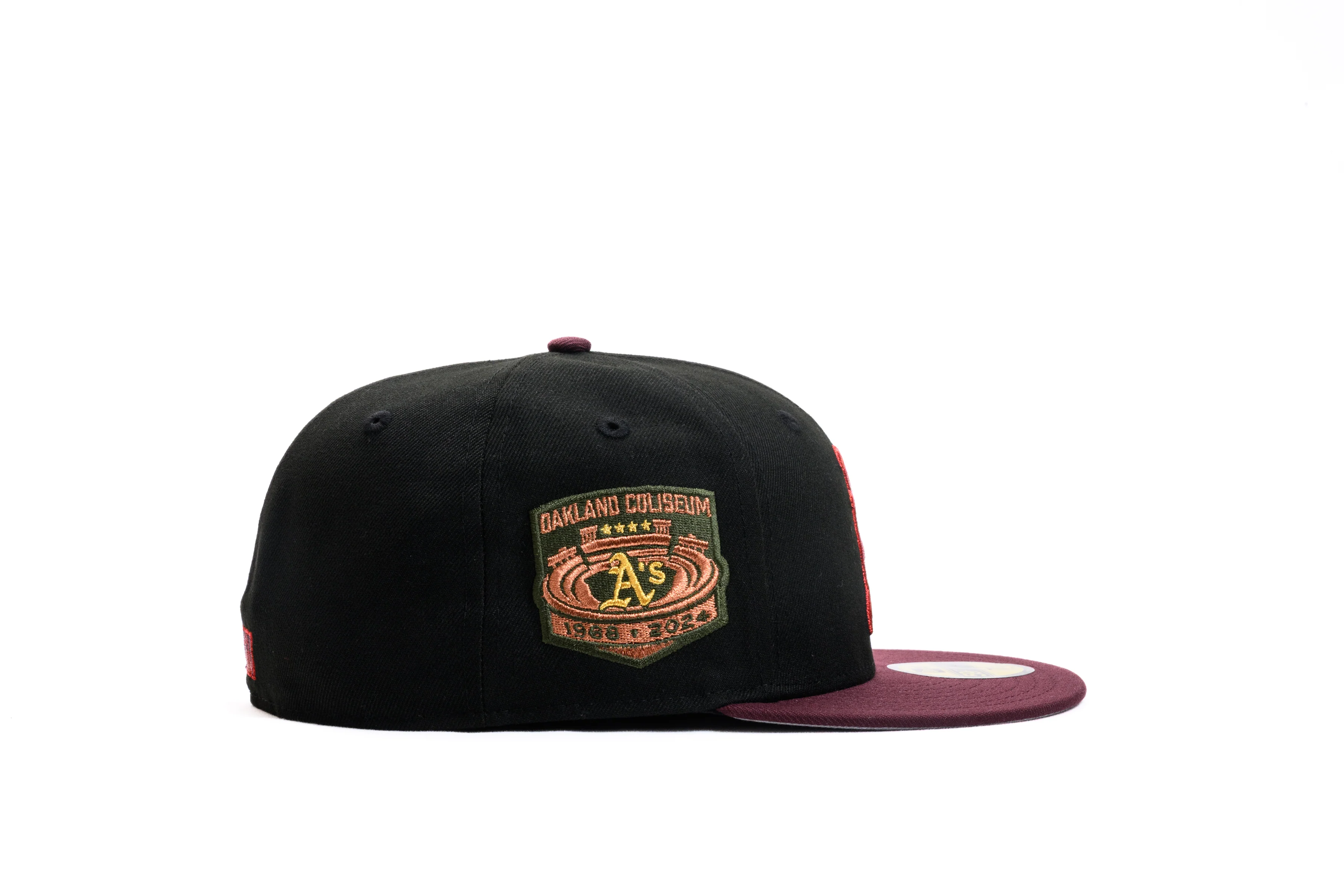 NEW ERA "UNTOUCHABLE" OAKLAND A'S FITTED HAT (BLACK/BURGUNDY) - Image 5