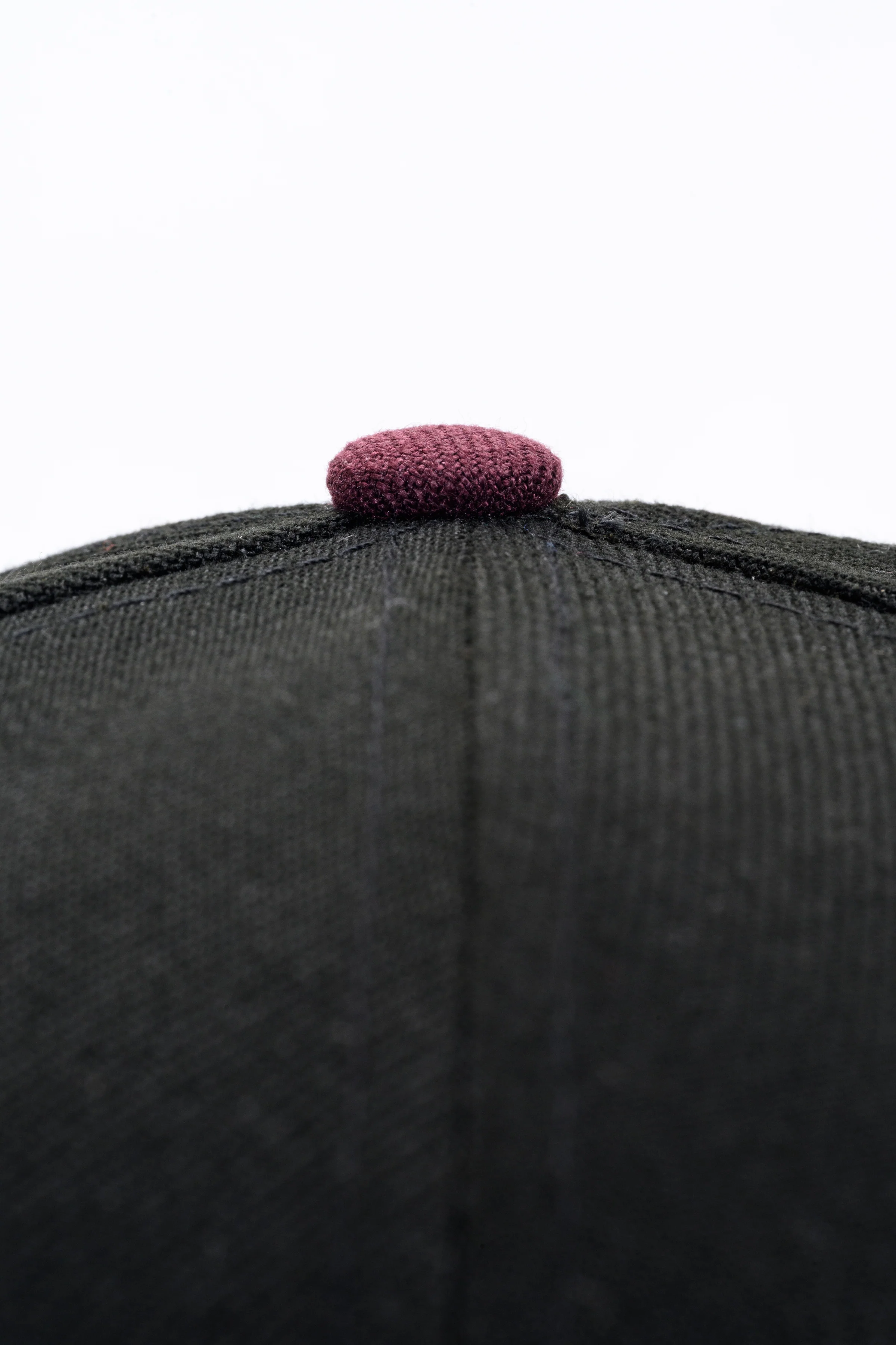 NEW ERA "UNTOUCHABLE" OAKLAND A'S FITTED HAT (BLACK/BURGUNDY) - Image 7