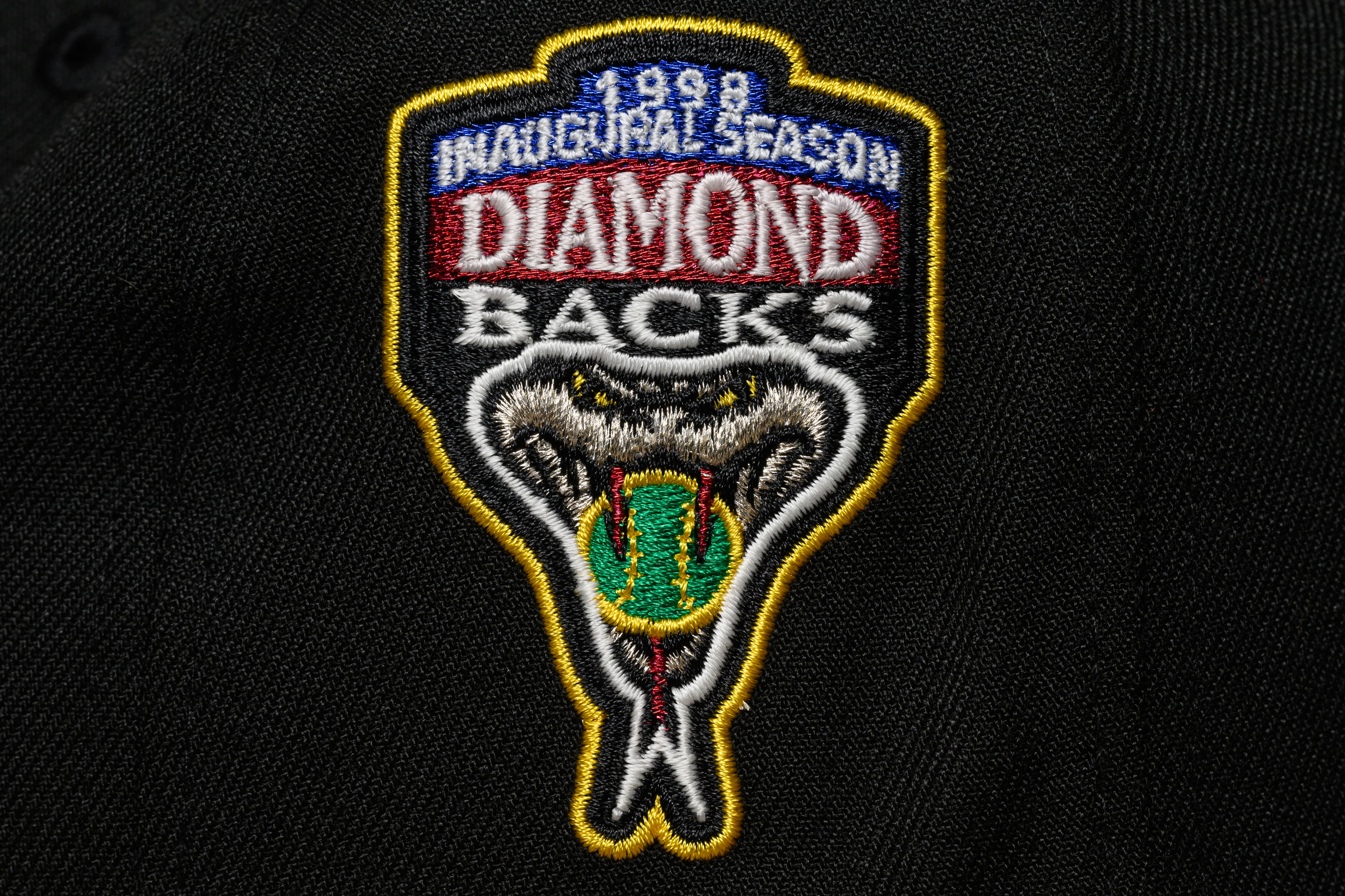 NEW ERA "VOLT" ARIZONA DIAMONDBACKS FITTED HAT (BLACK/NAVY/RED) - Image 4