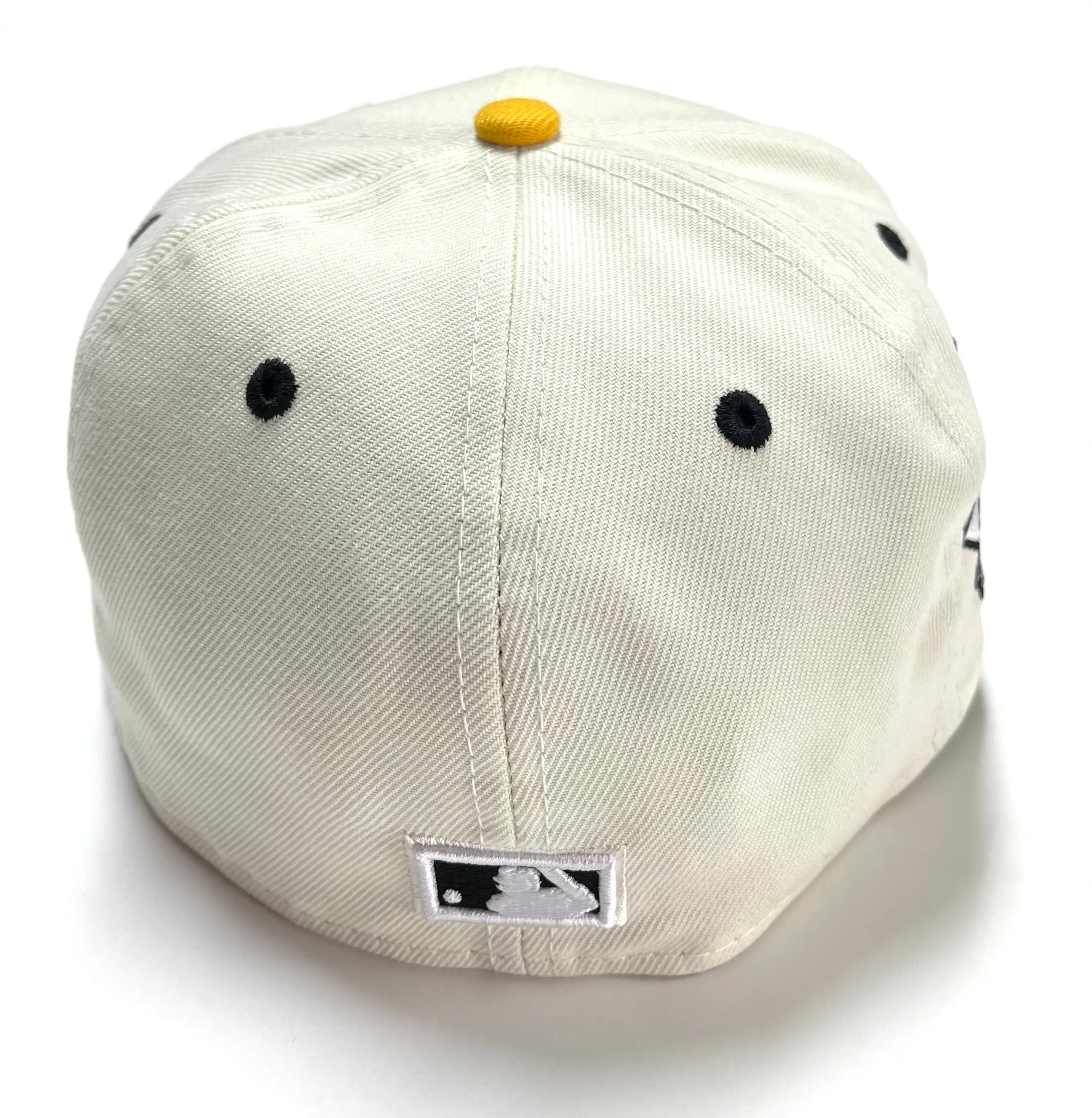 NEW ERA “YELLOW CAB” SF GIANTS FITTED HAT - Image 4