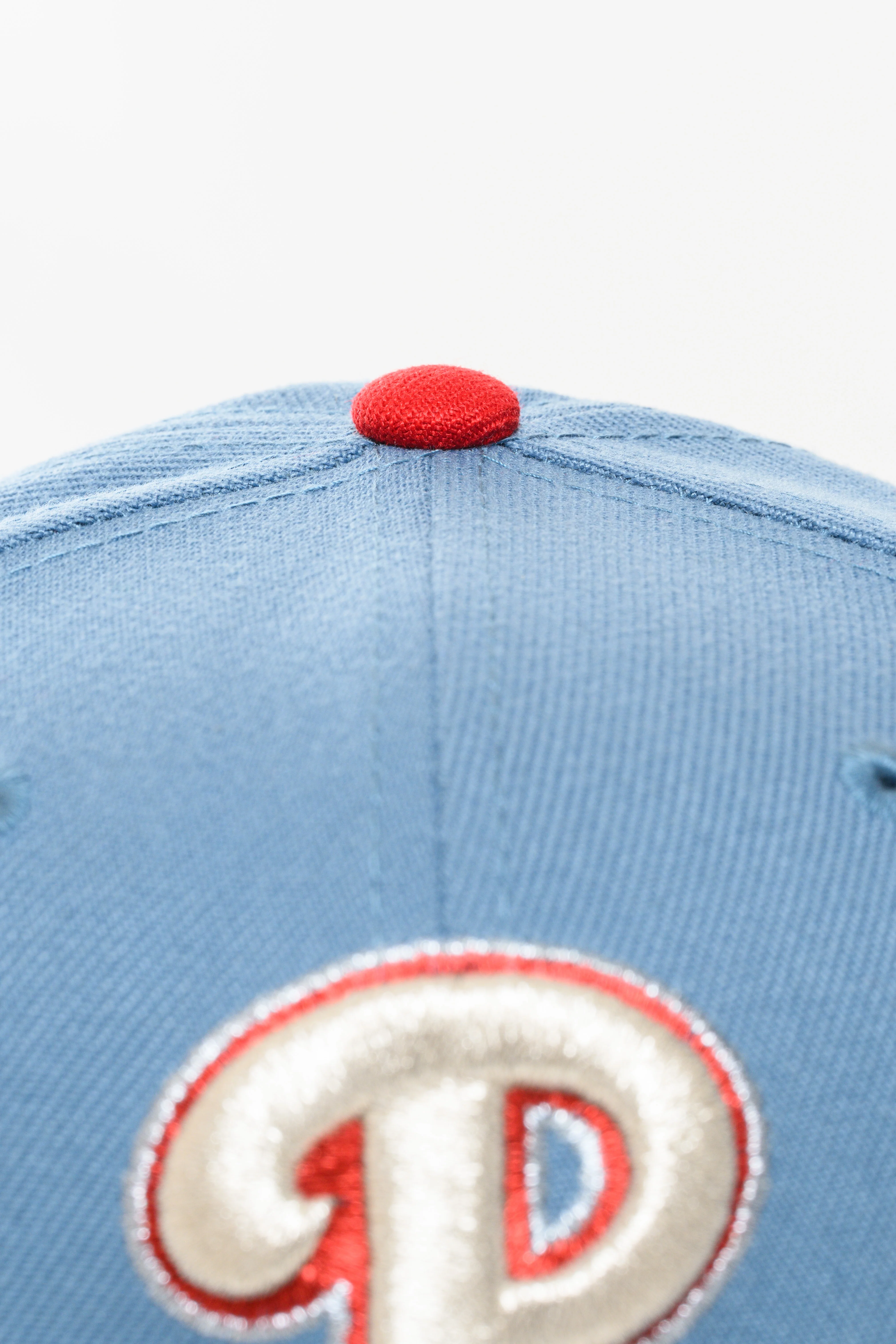 ***PRE-ORDER*** NEW ERA "OPT" PHILADELPHIA PHILLIES FITTED HAT (FADED BLUE/BLACK) - Image 3