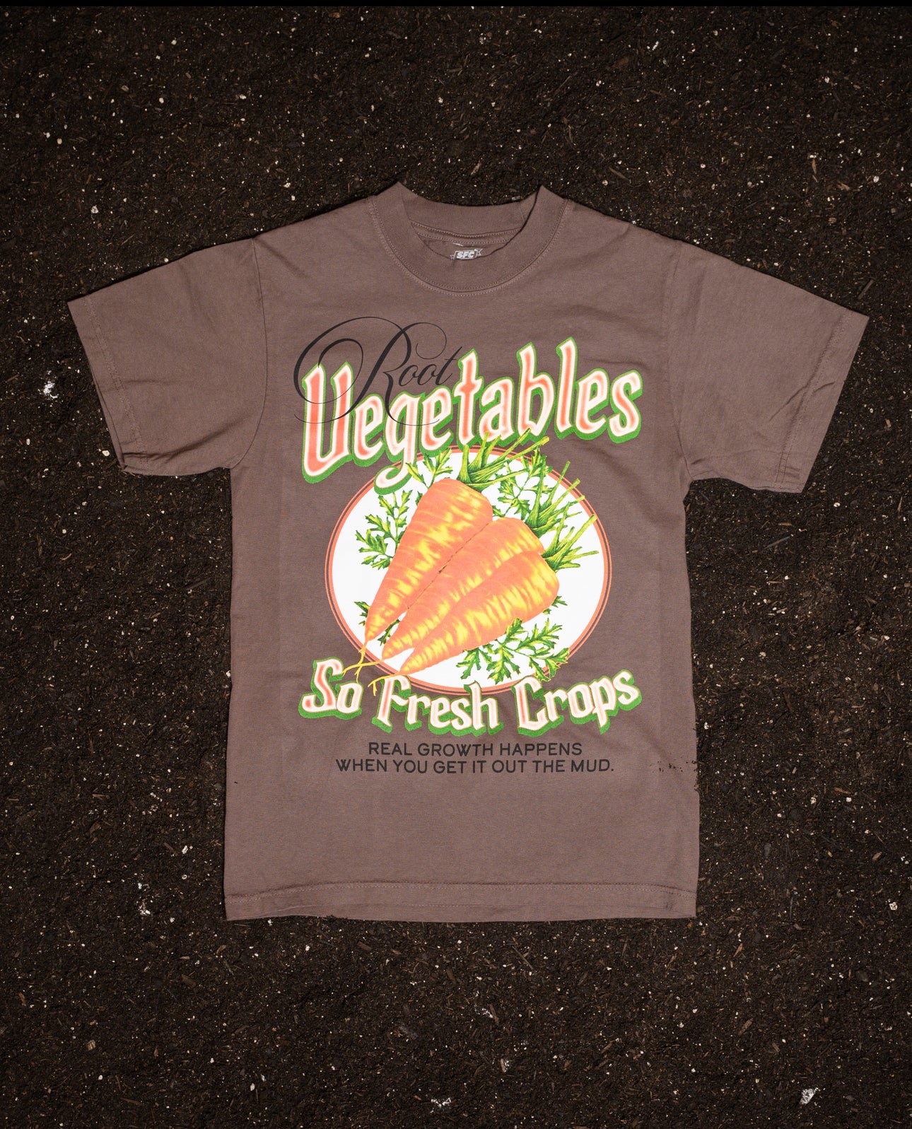 SFC "ROOT VEGATABLES" HEAVYWEIGHT TEE (DIRT BROWN)