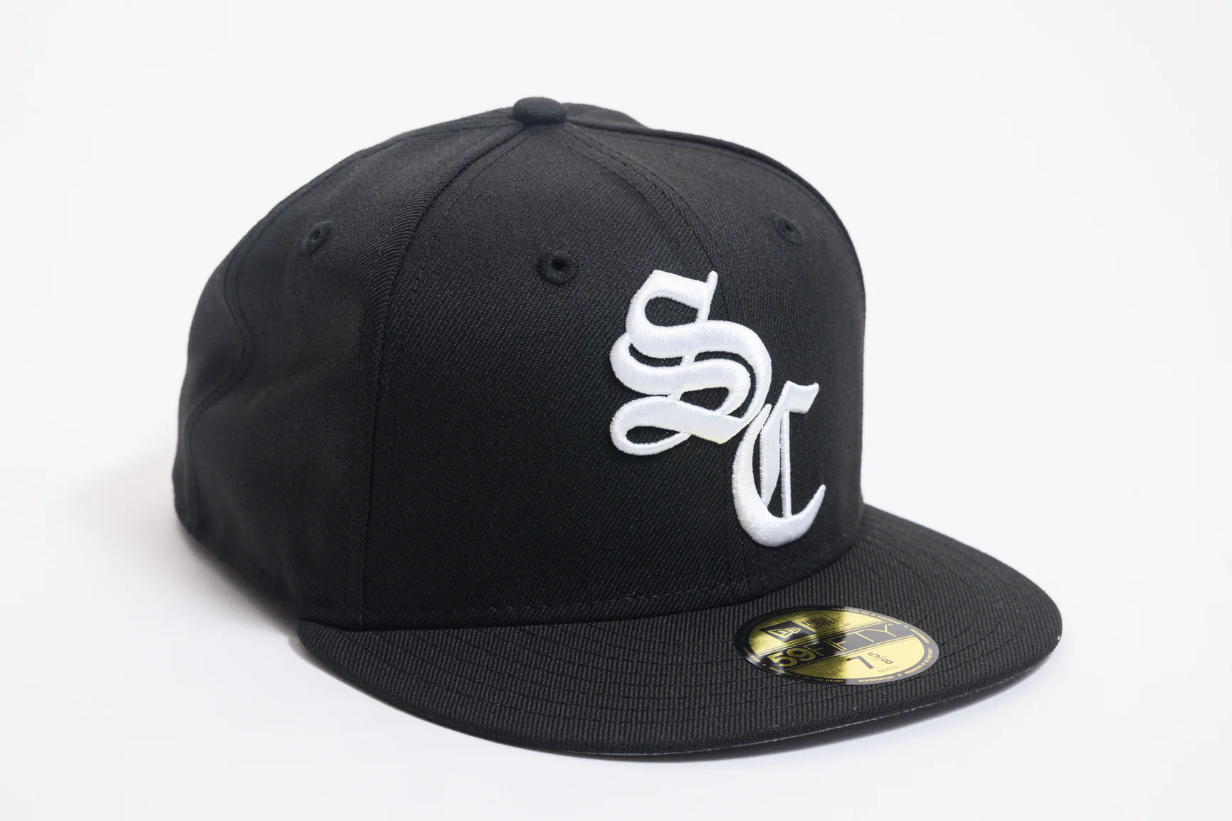 SFC X NEW ERA "SC OLD E" FITTED HAT (BLACK/WHITE)c